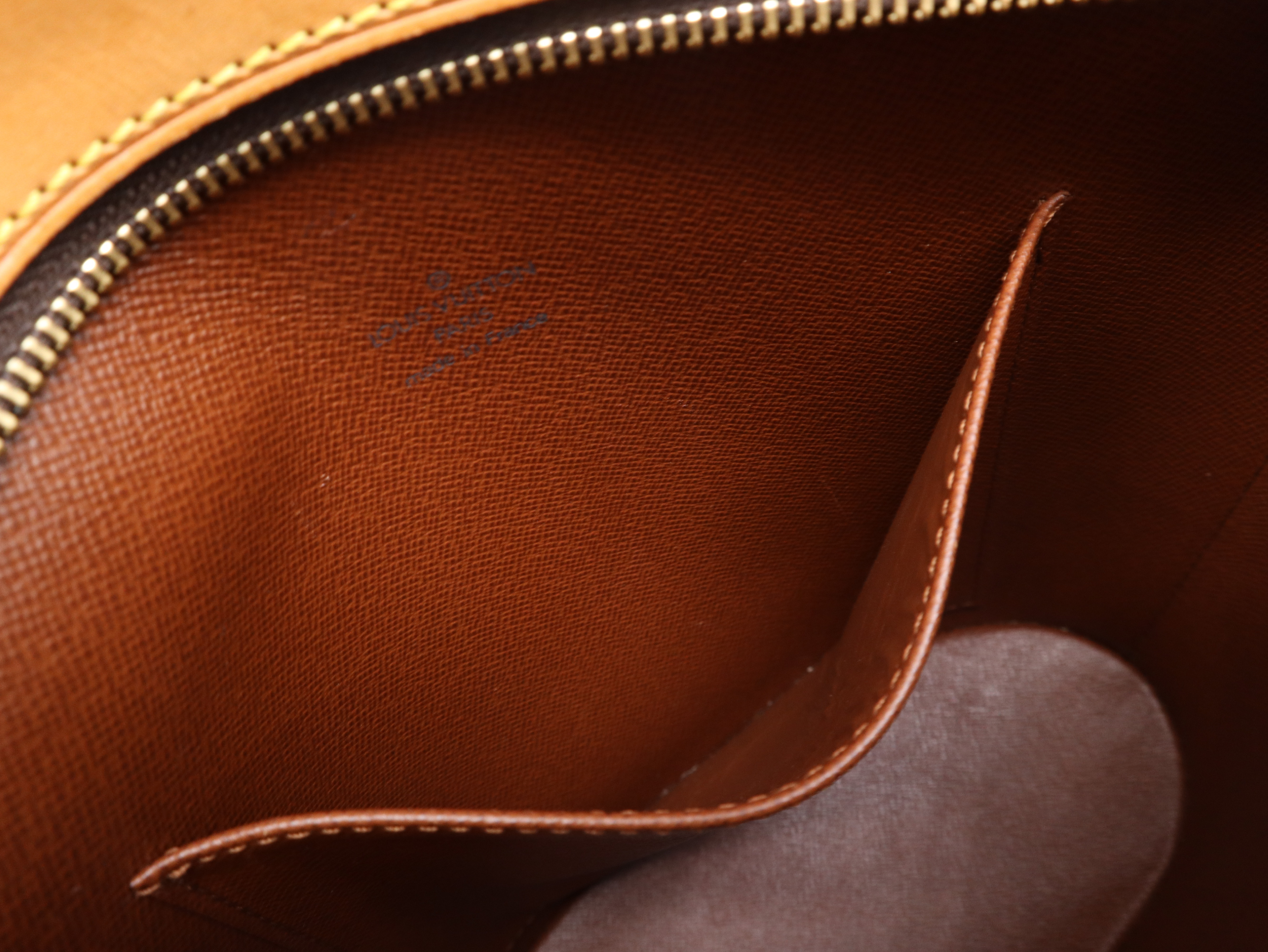 M51290 Monogram Druot Shoulder Bag — view 11