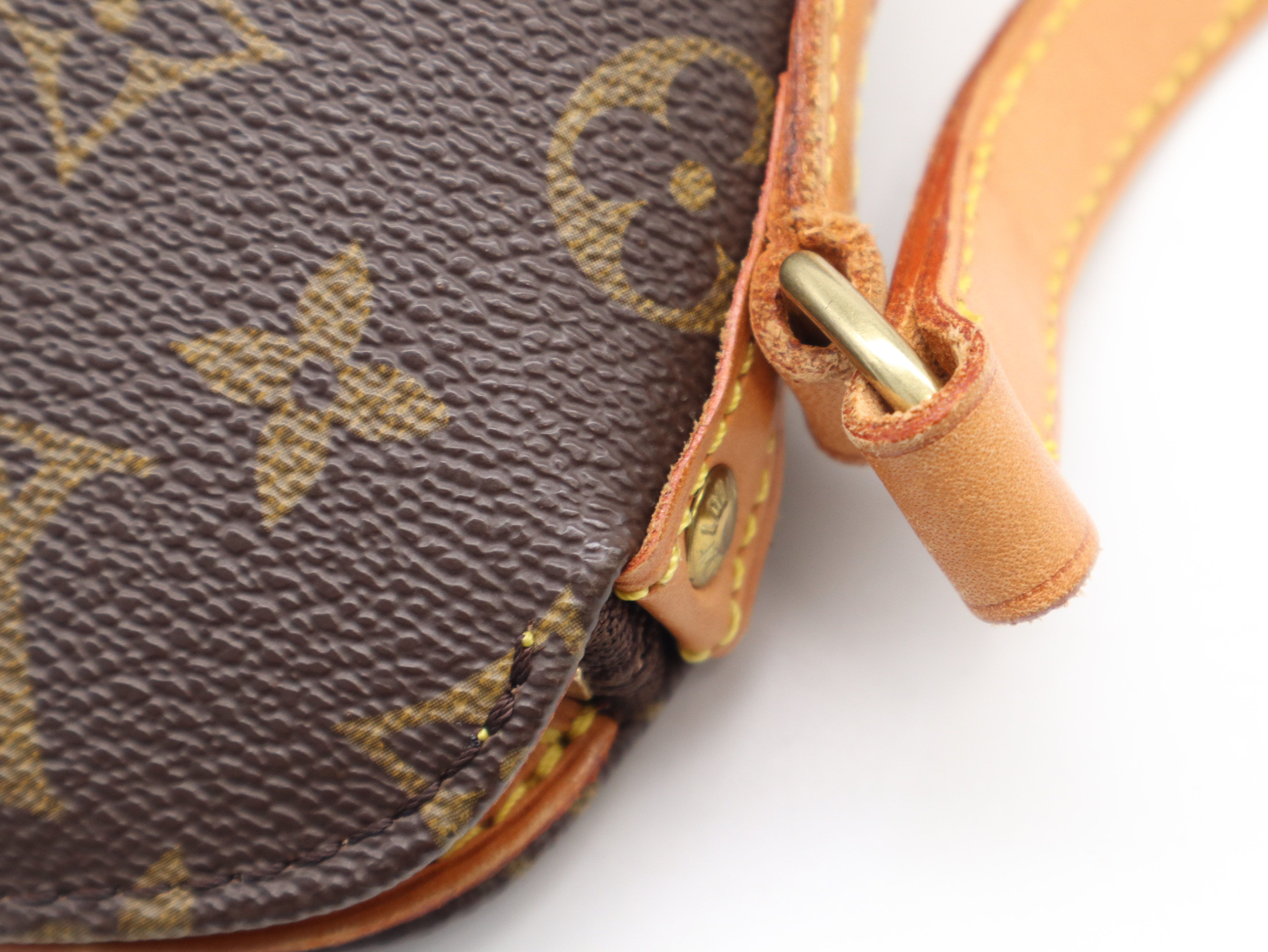 M51290 Monogram Druot Shoulder Bag — view 8