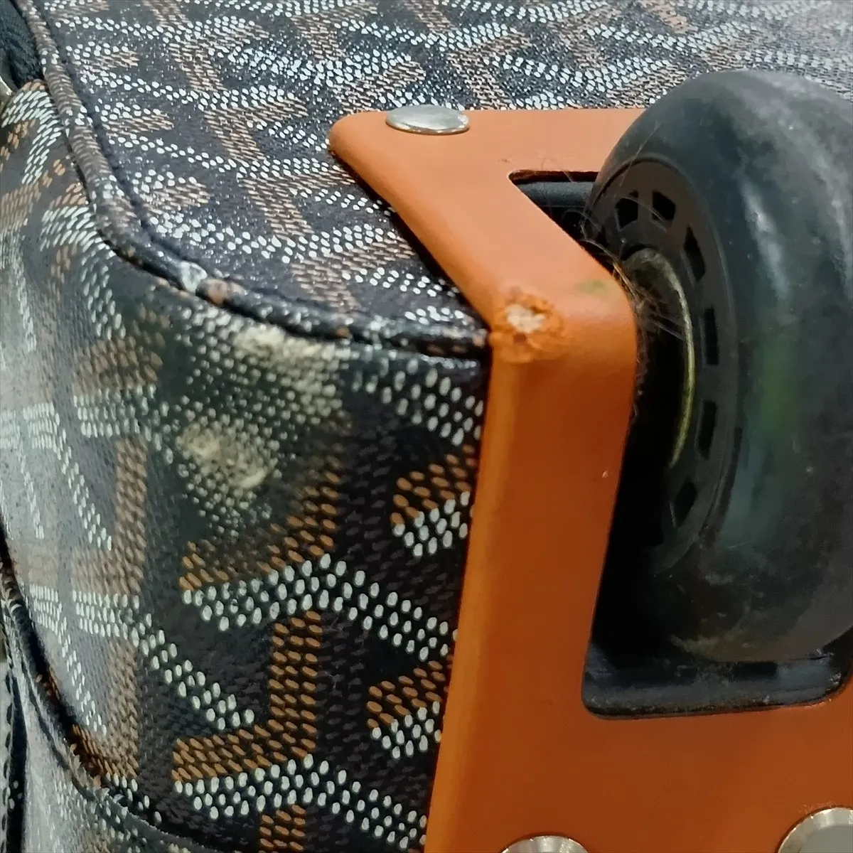 [Individually packaged] Goyard Trolley PVC x Leather Carry Case Black x Brown — view 14