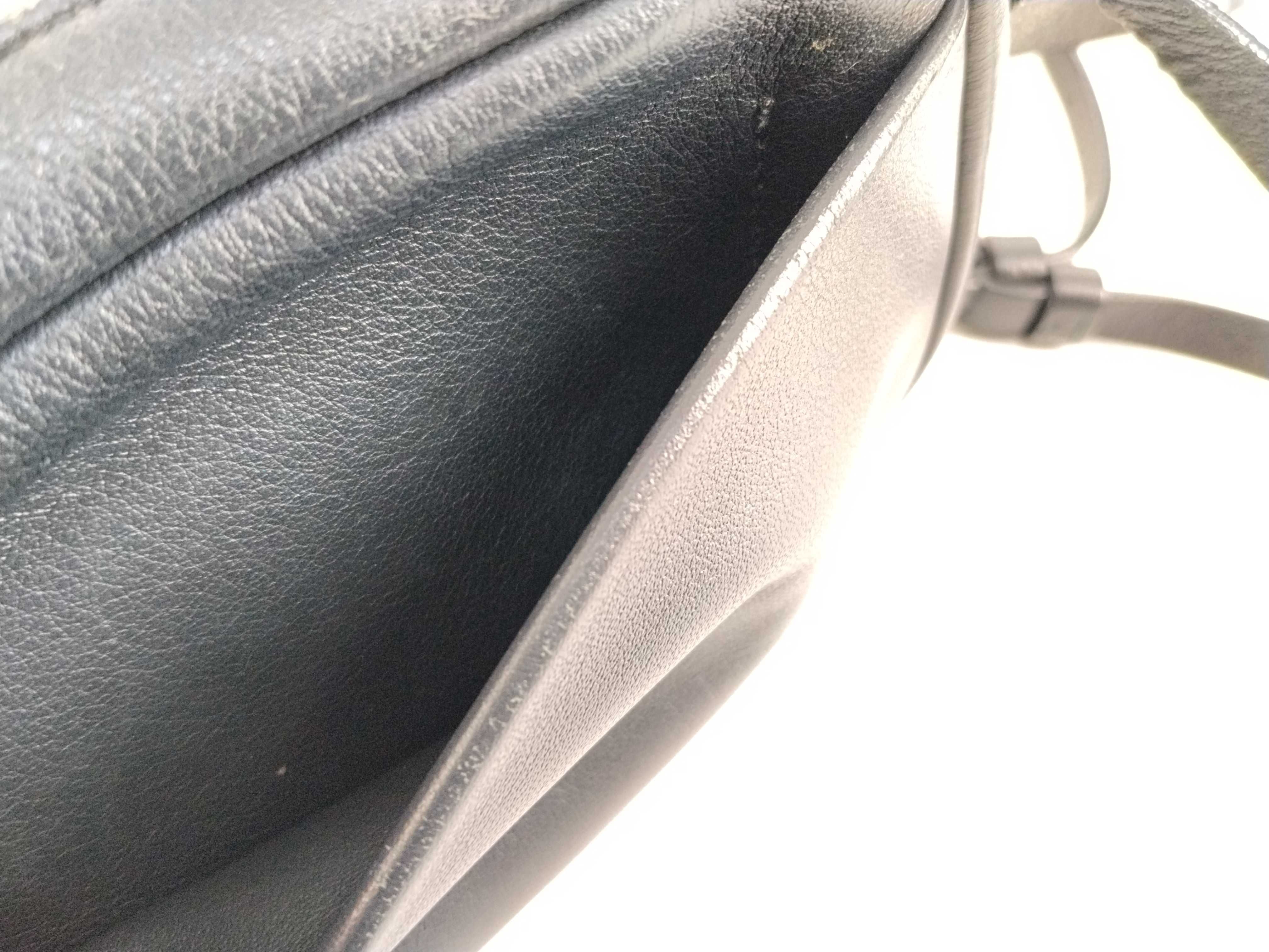 Shoulder Bag Everyday Leather Black Shoulder Bag — view 14