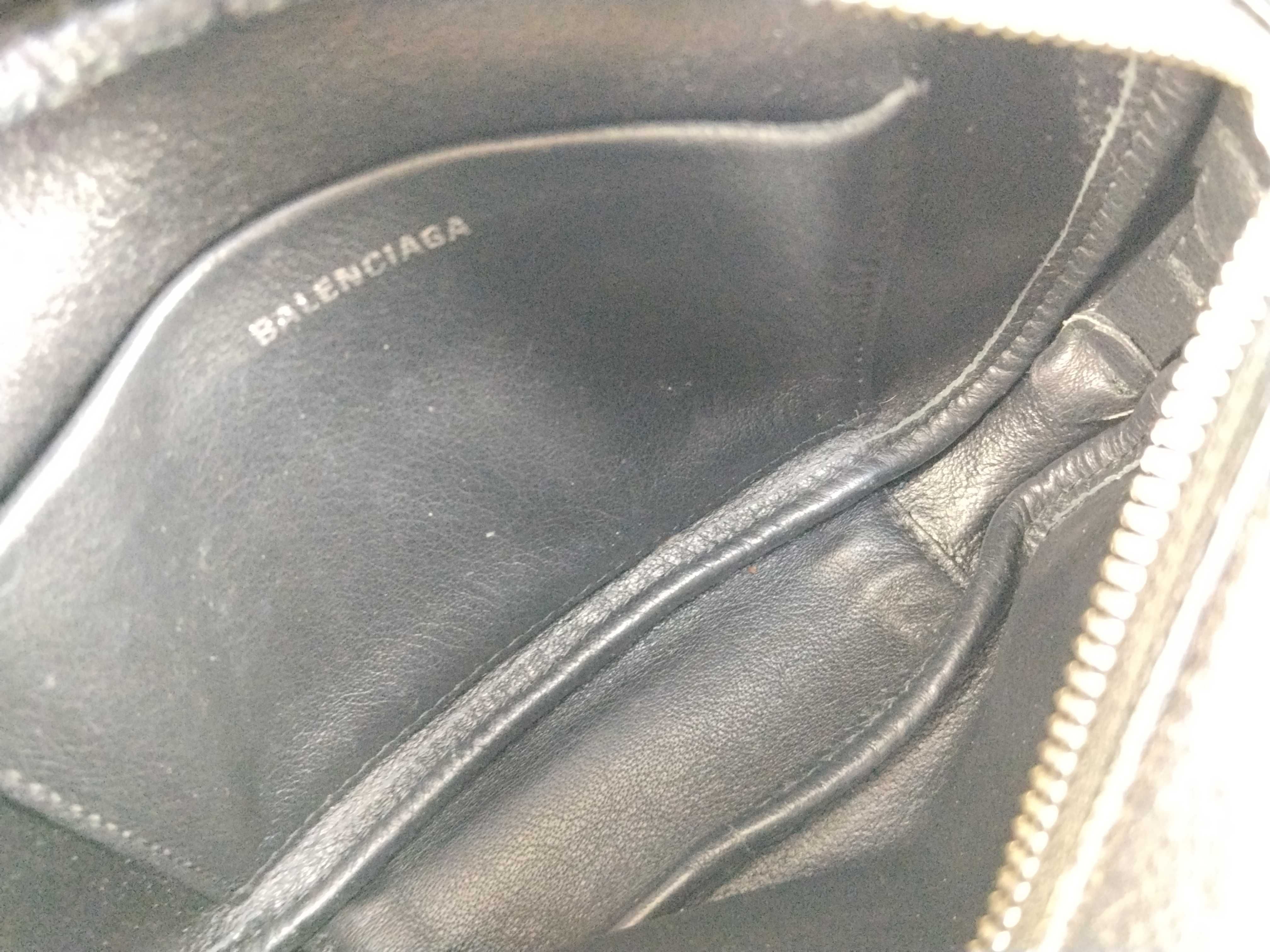 Shoulder Bag Everyday Leather Black Shoulder Bag — view 10
