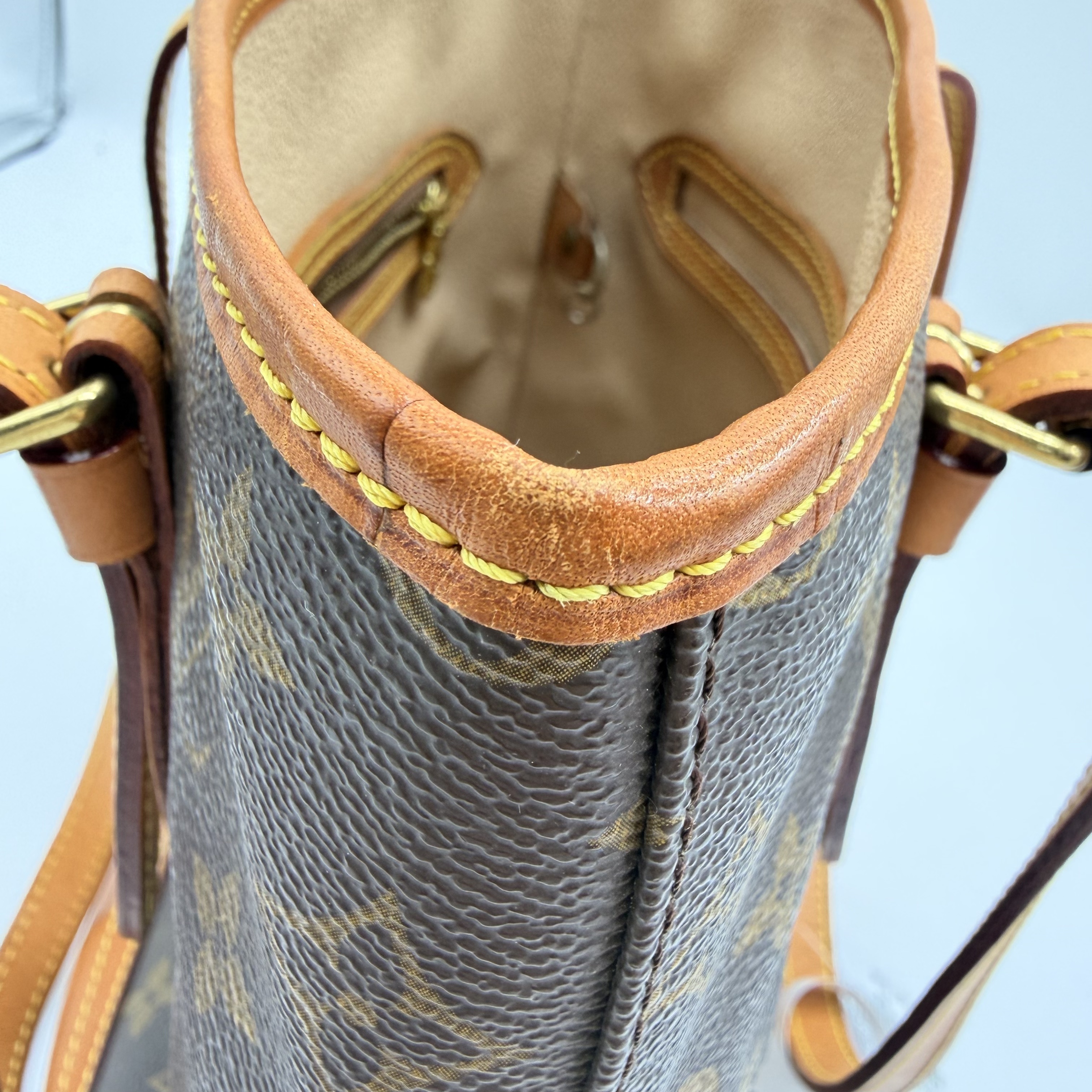【*Shipped from: China*】LOUIS VUITTON Bucket PU Handbag — view 13