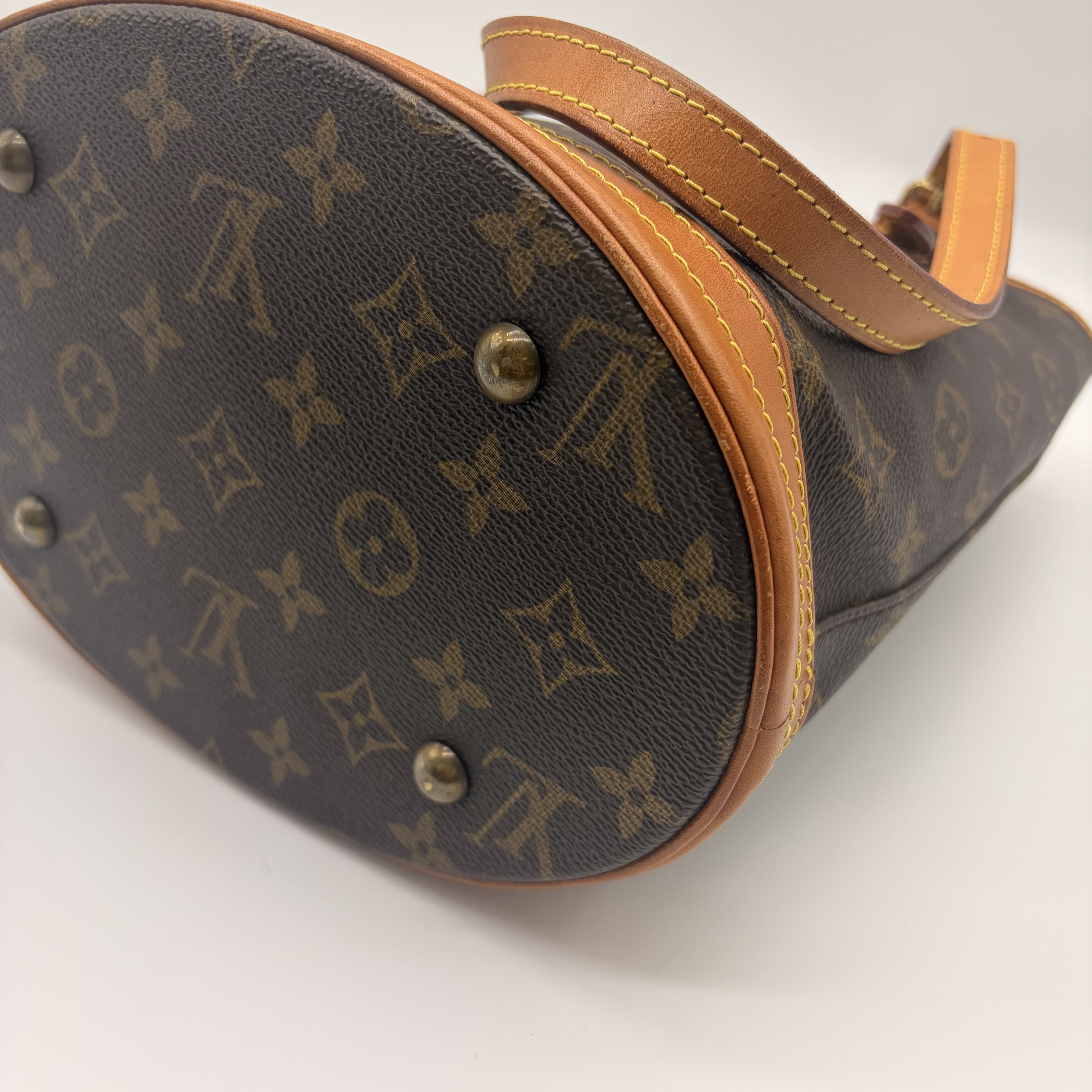 【*Shipped from: China*】LOUIS VUITTON Bucket PU Handbag — view 6