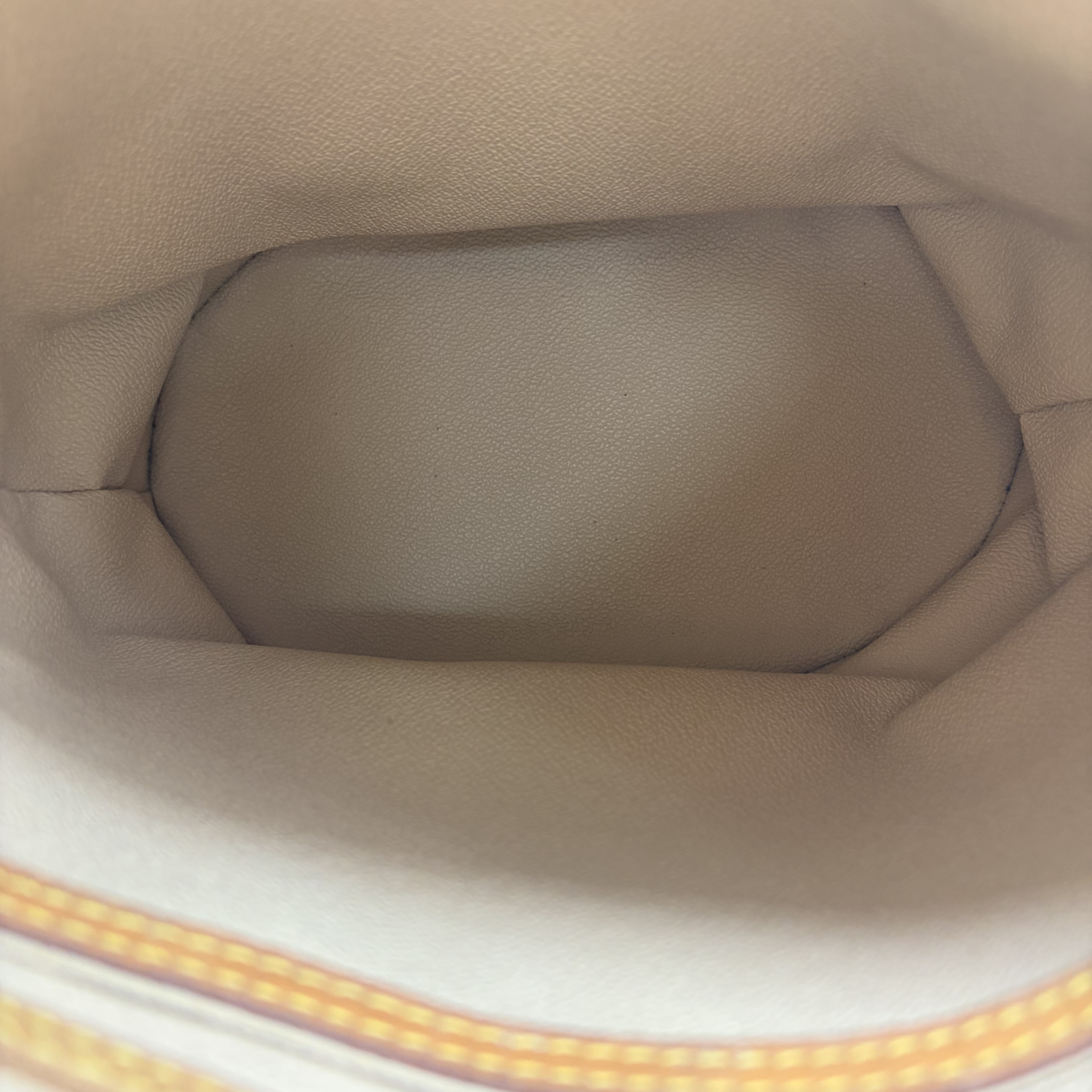 【*Shipped from: China*】LOUIS VUITTON Bucket PU Handbag — view 7
