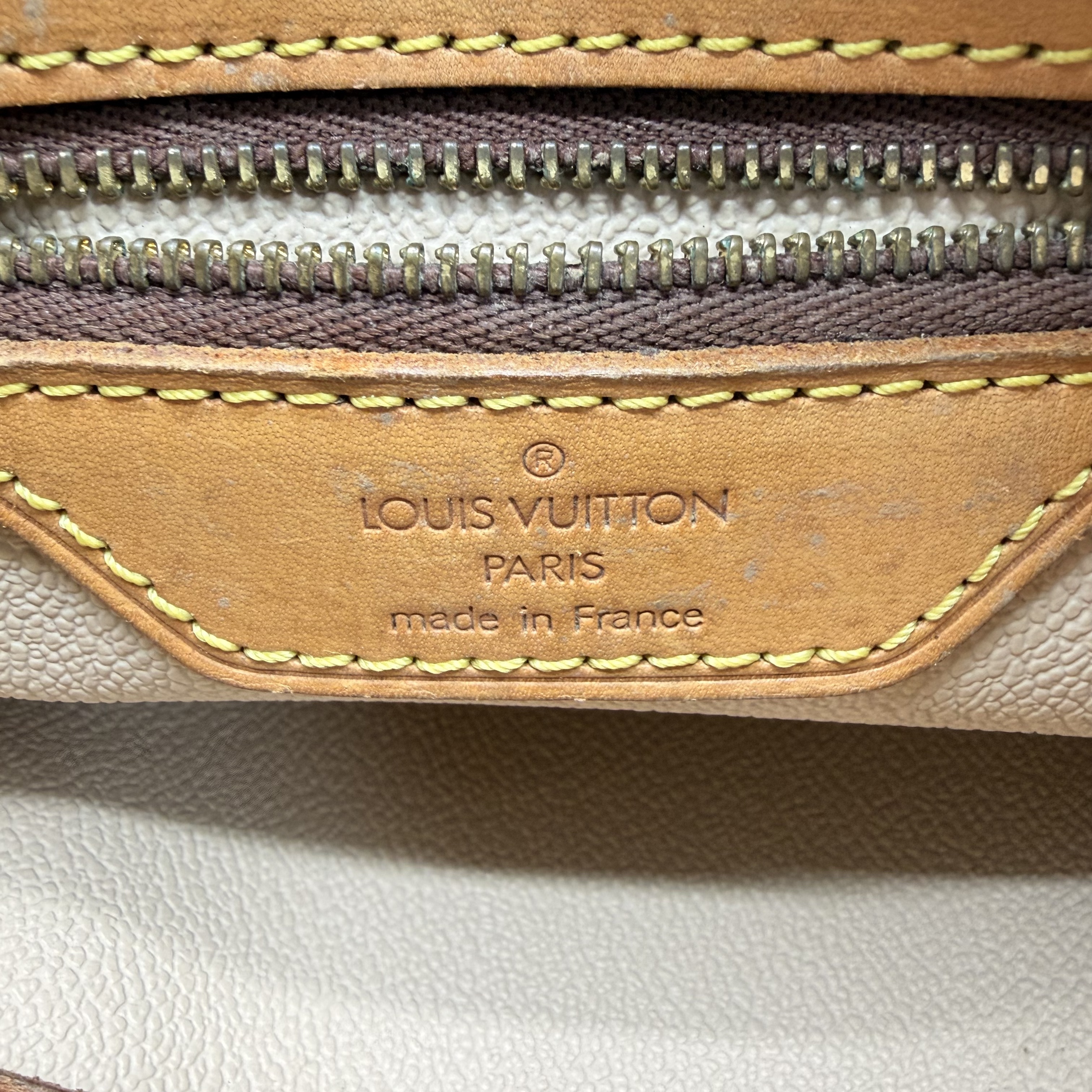 【*Shipped from: China*】LOUIS VUITTON Bucket PU Handbag — view 9