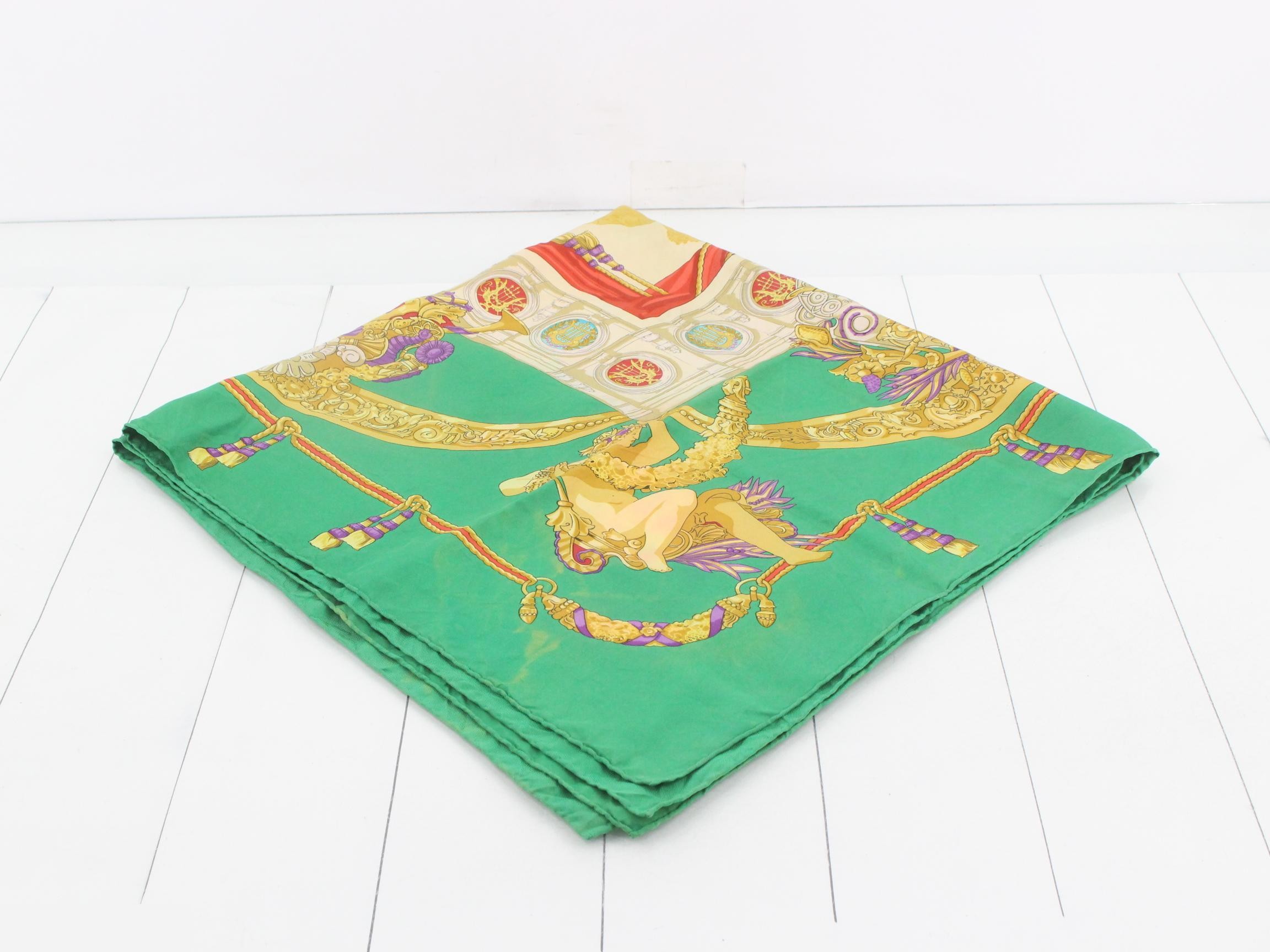 scarf — view 2