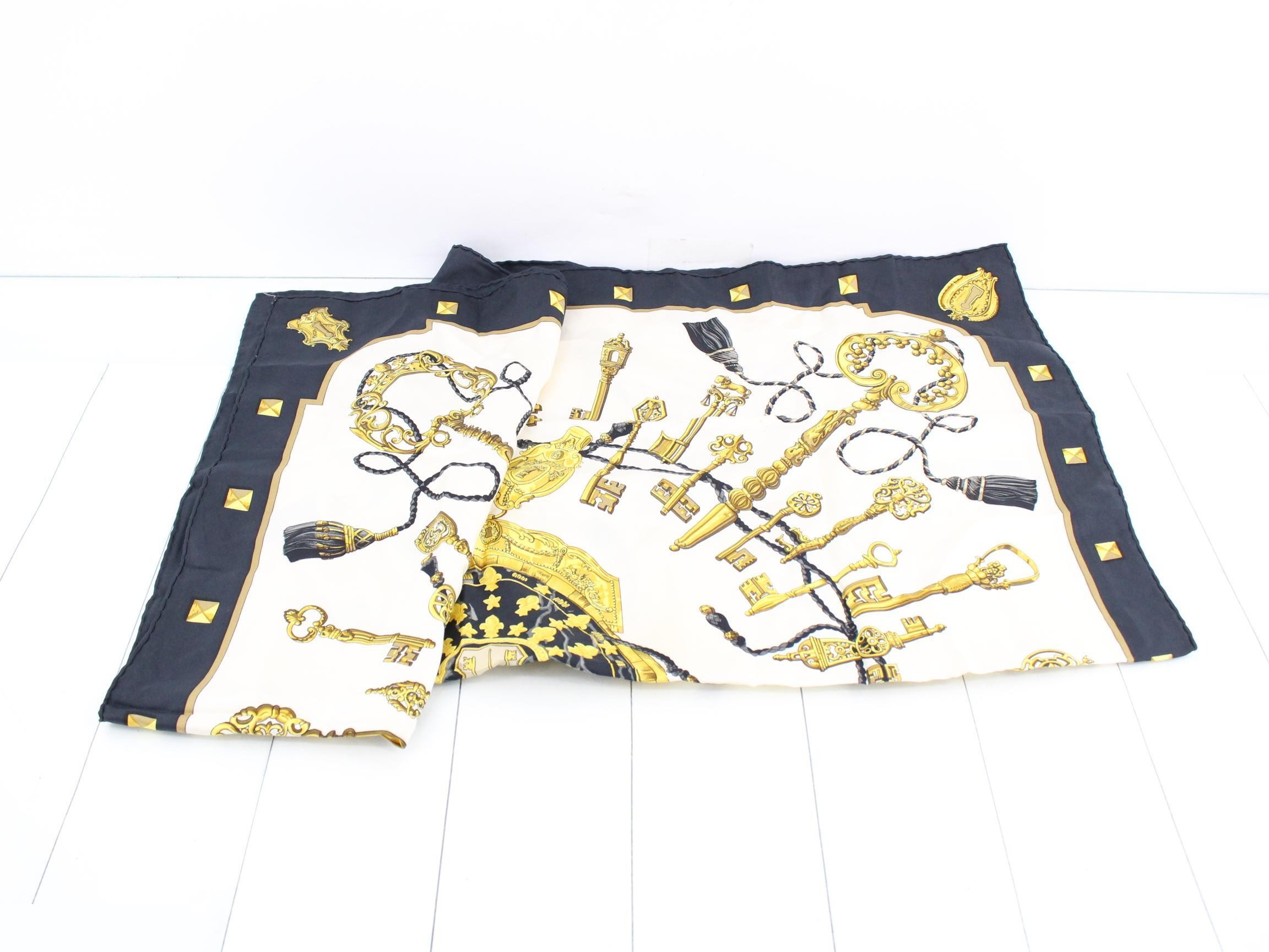 Carre 90 Key Pattern Scarf — view 3