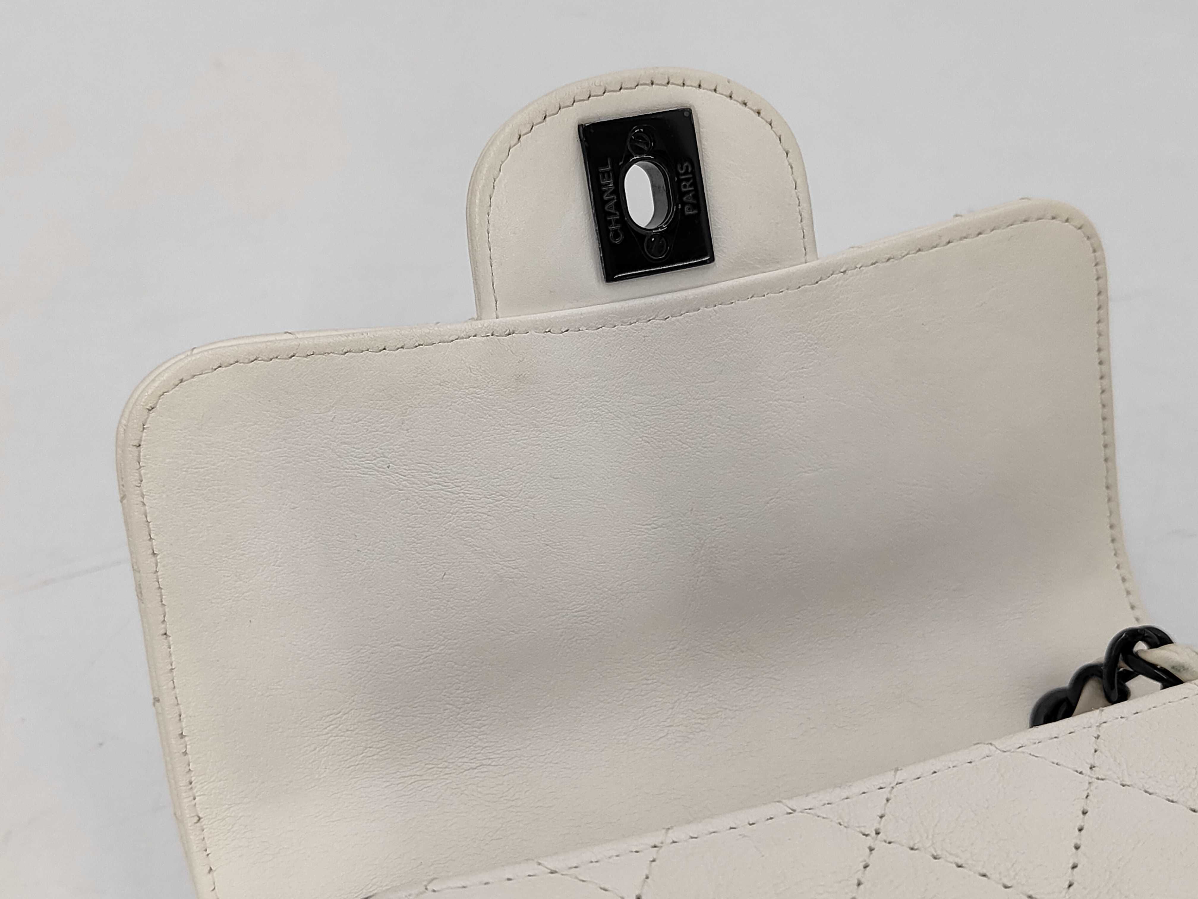 CF Chain Bag Shoulder Bag — view 10