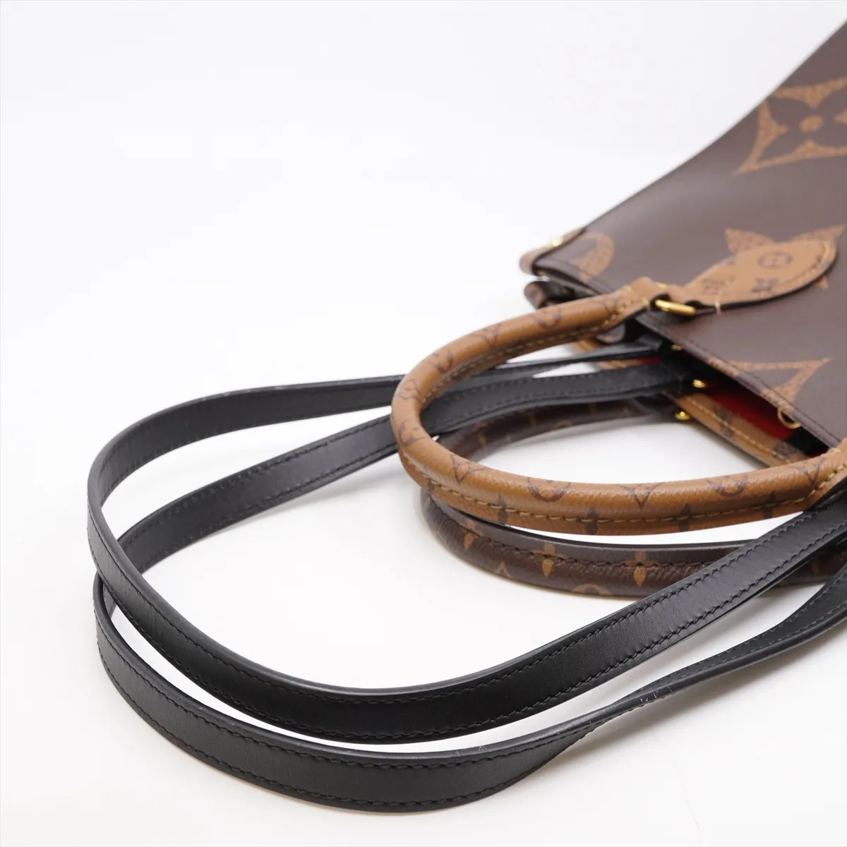 Giant Monogram Reverse OnTheGo MM M45321 FP1200 Brown Tote Bag. Includes dust bag. — view 7