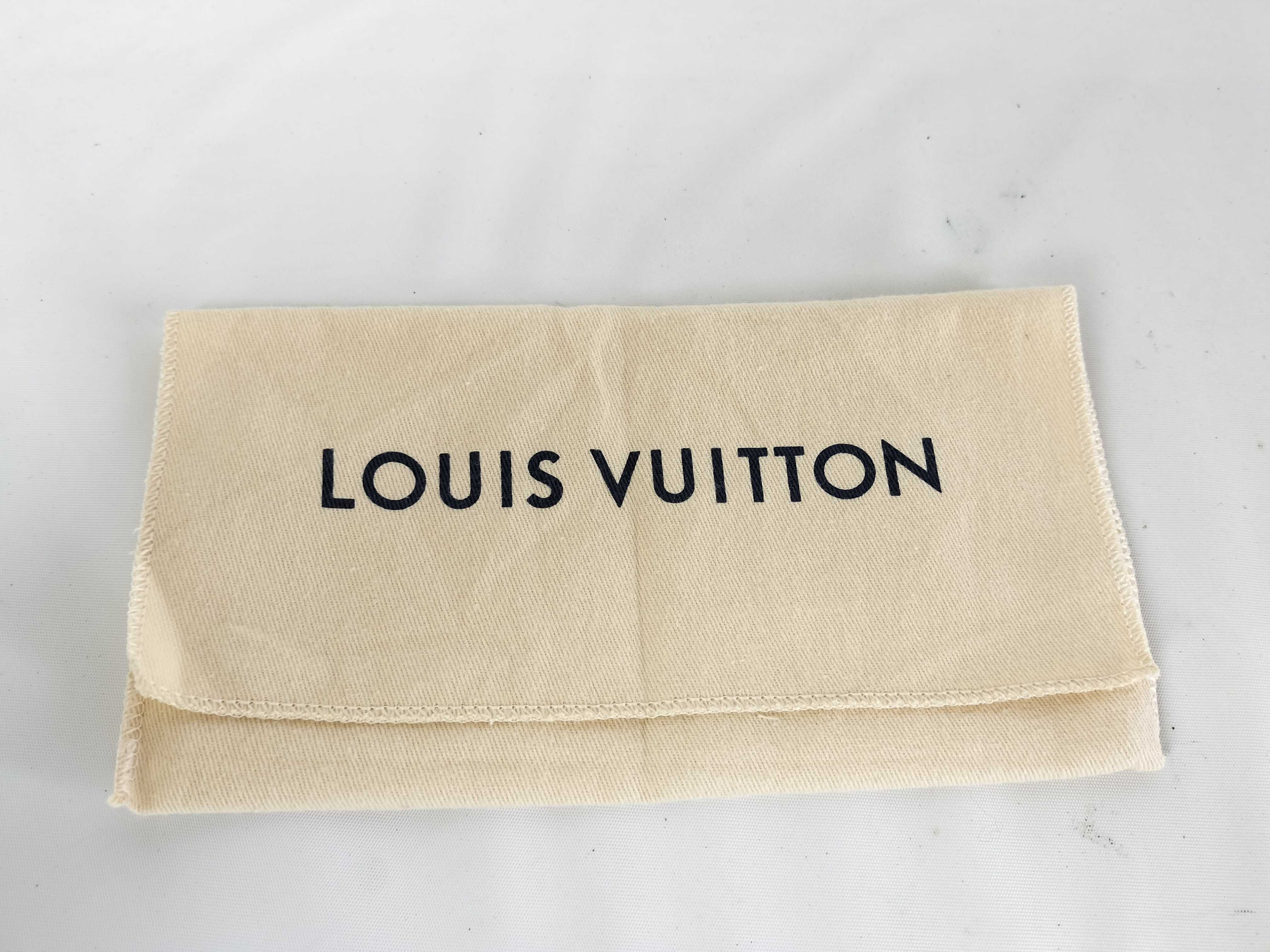 M46645 Portefeuille Sarah Dauphine Wallet — view 14