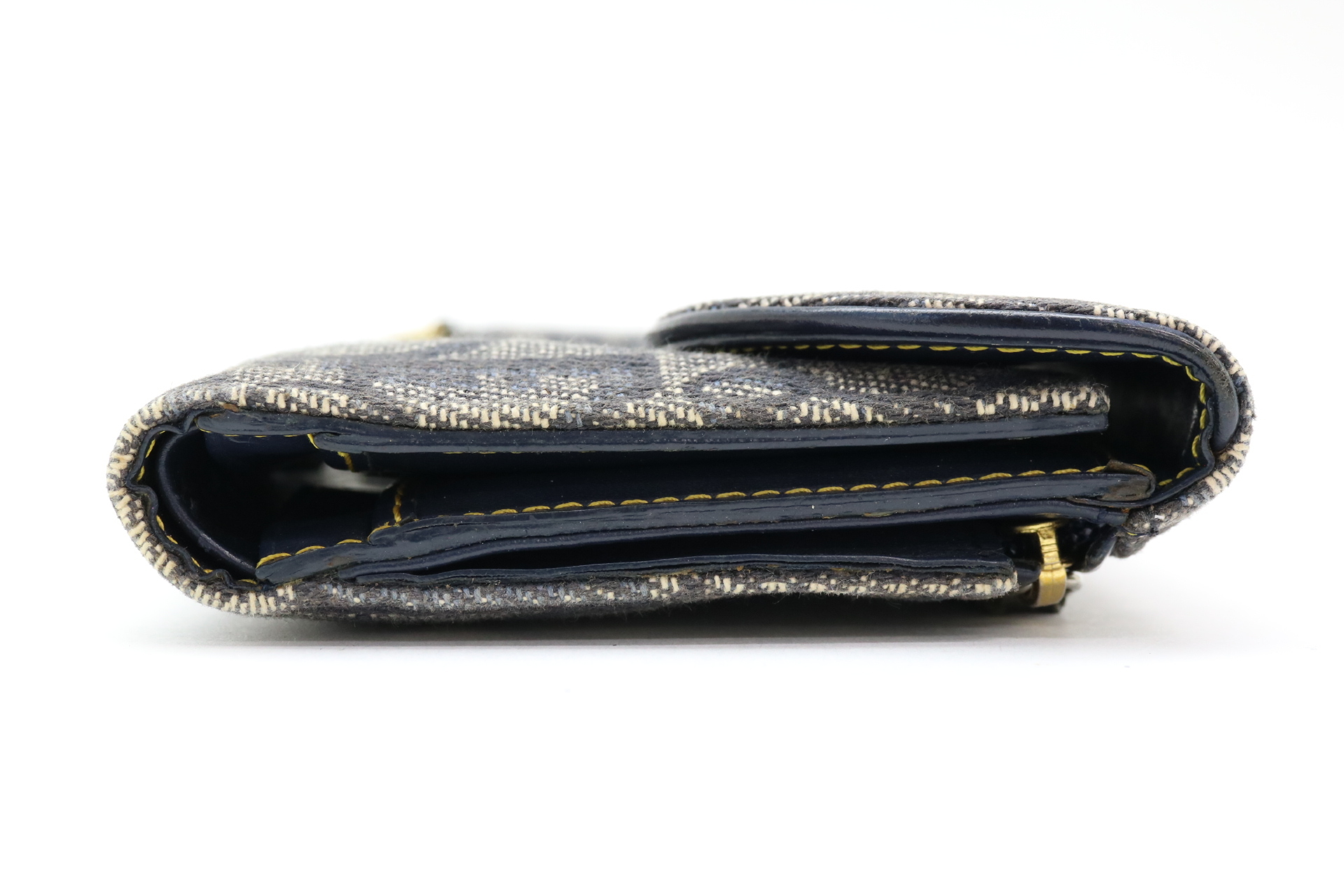 Trotter Saddle Wallet — view 4