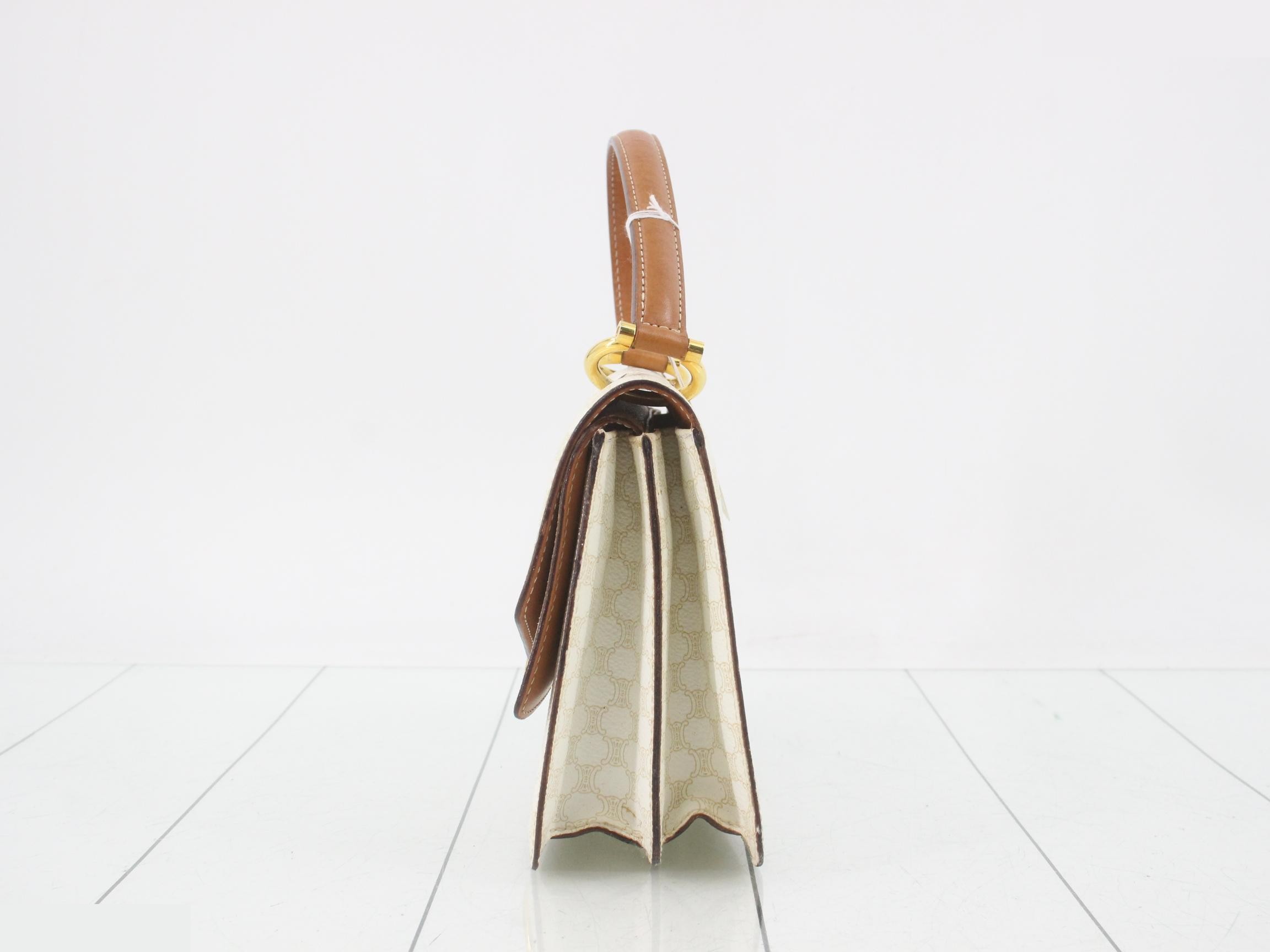 handbag — view 3