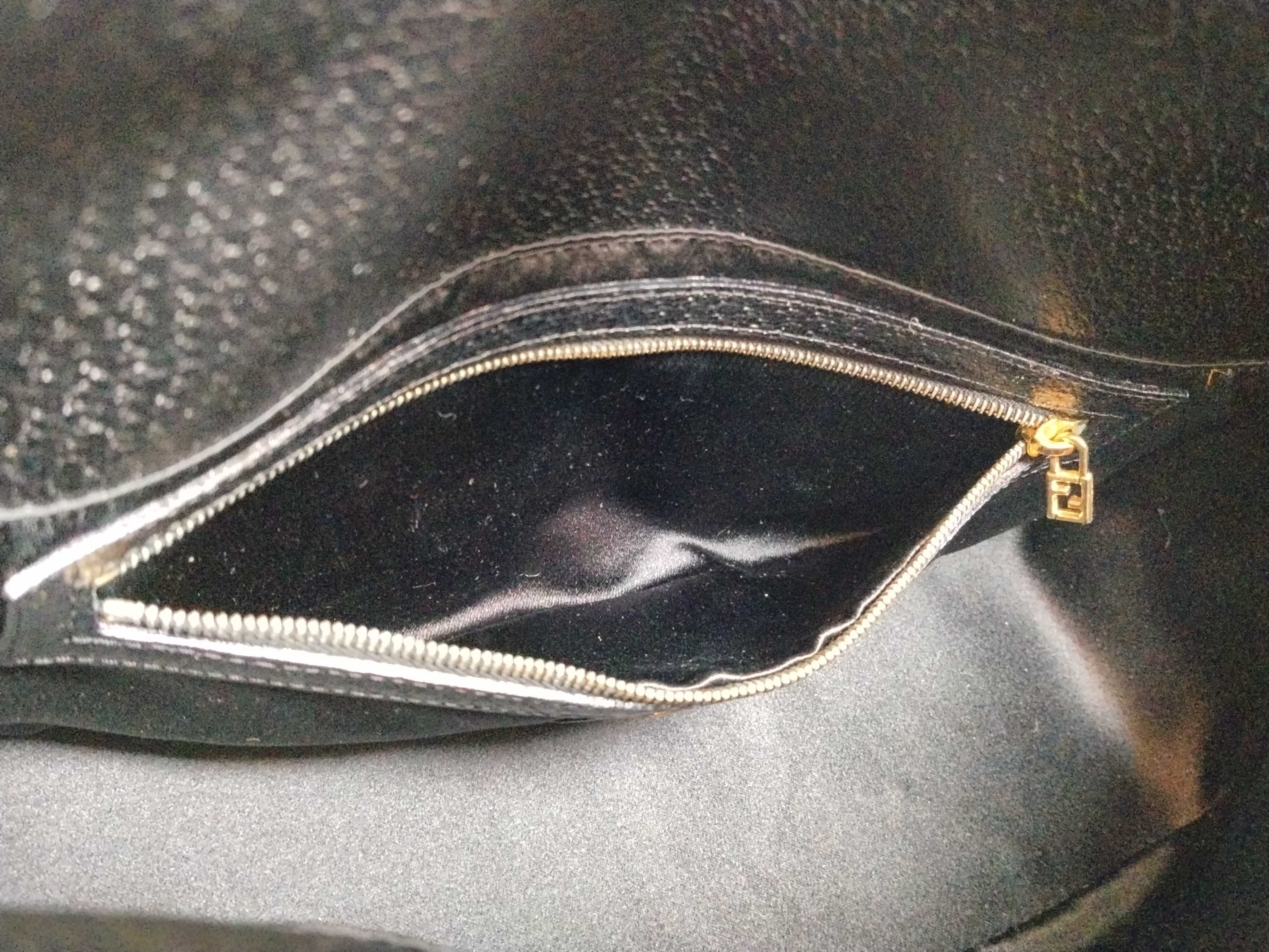 Mamma Fendi Shoulder Bag Mamma Bucket Leather Turquoise Handbag — view 11