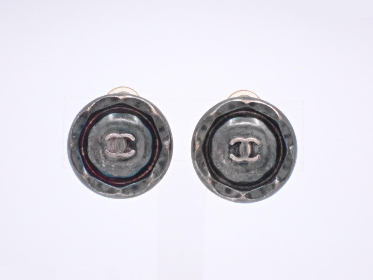 96P Earrings