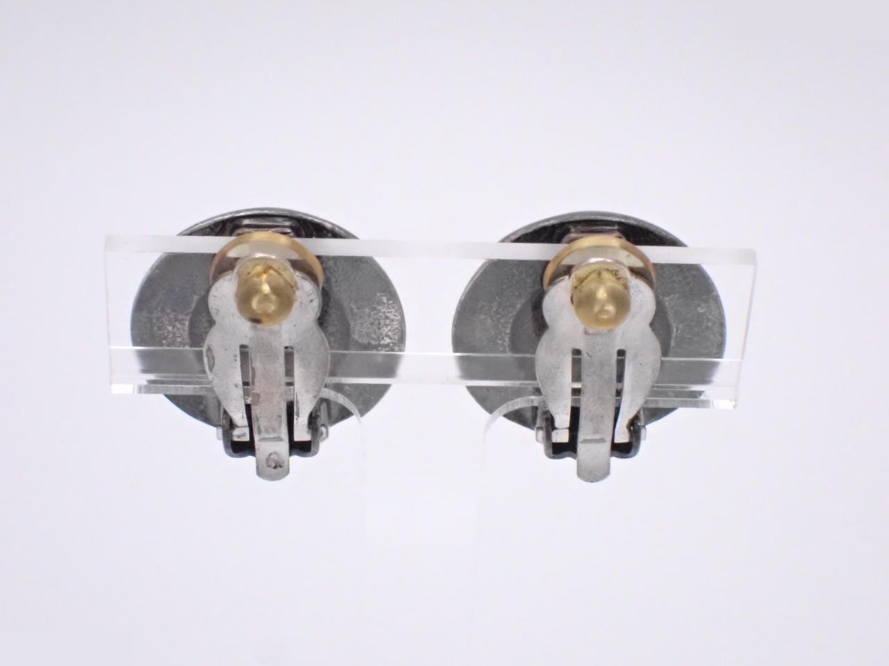96P Earrings — view 2
