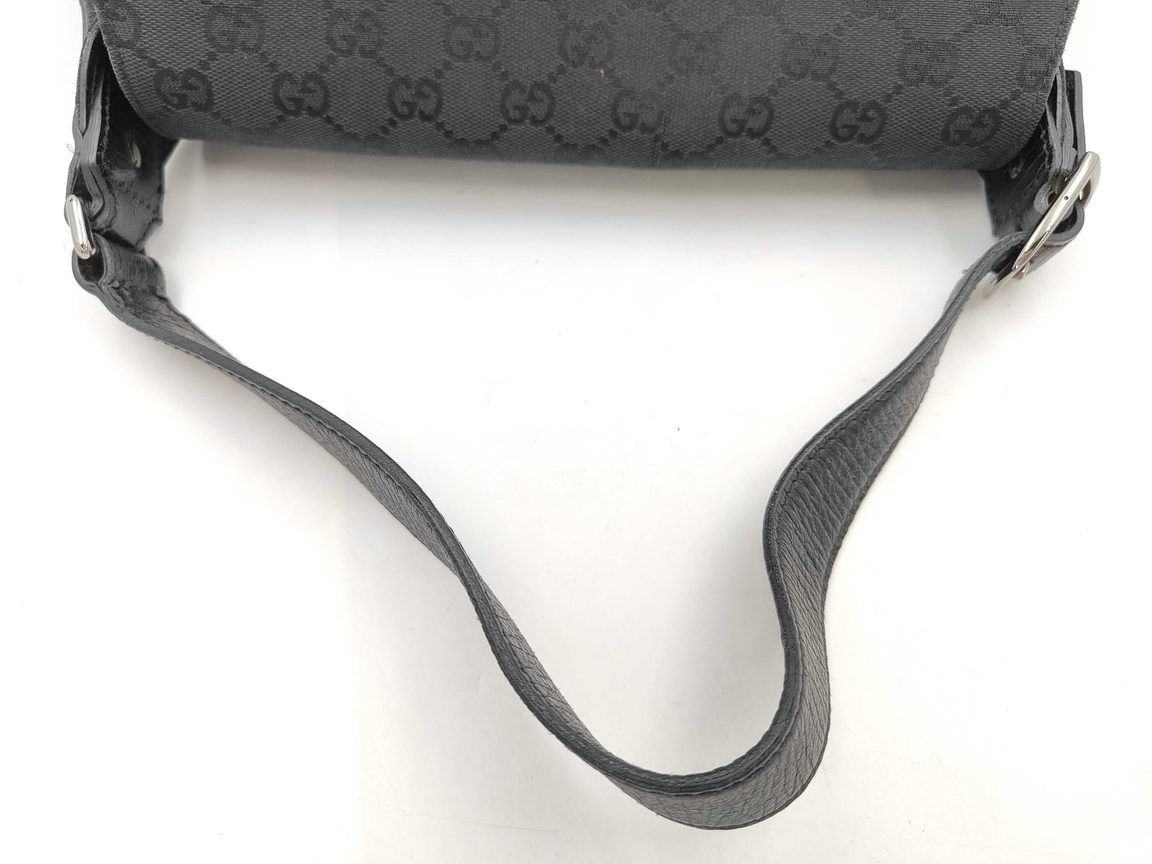 GG Canvas Shoulder Bag 114915 - Black Shoulder Bag with Bit Hardware — view 3