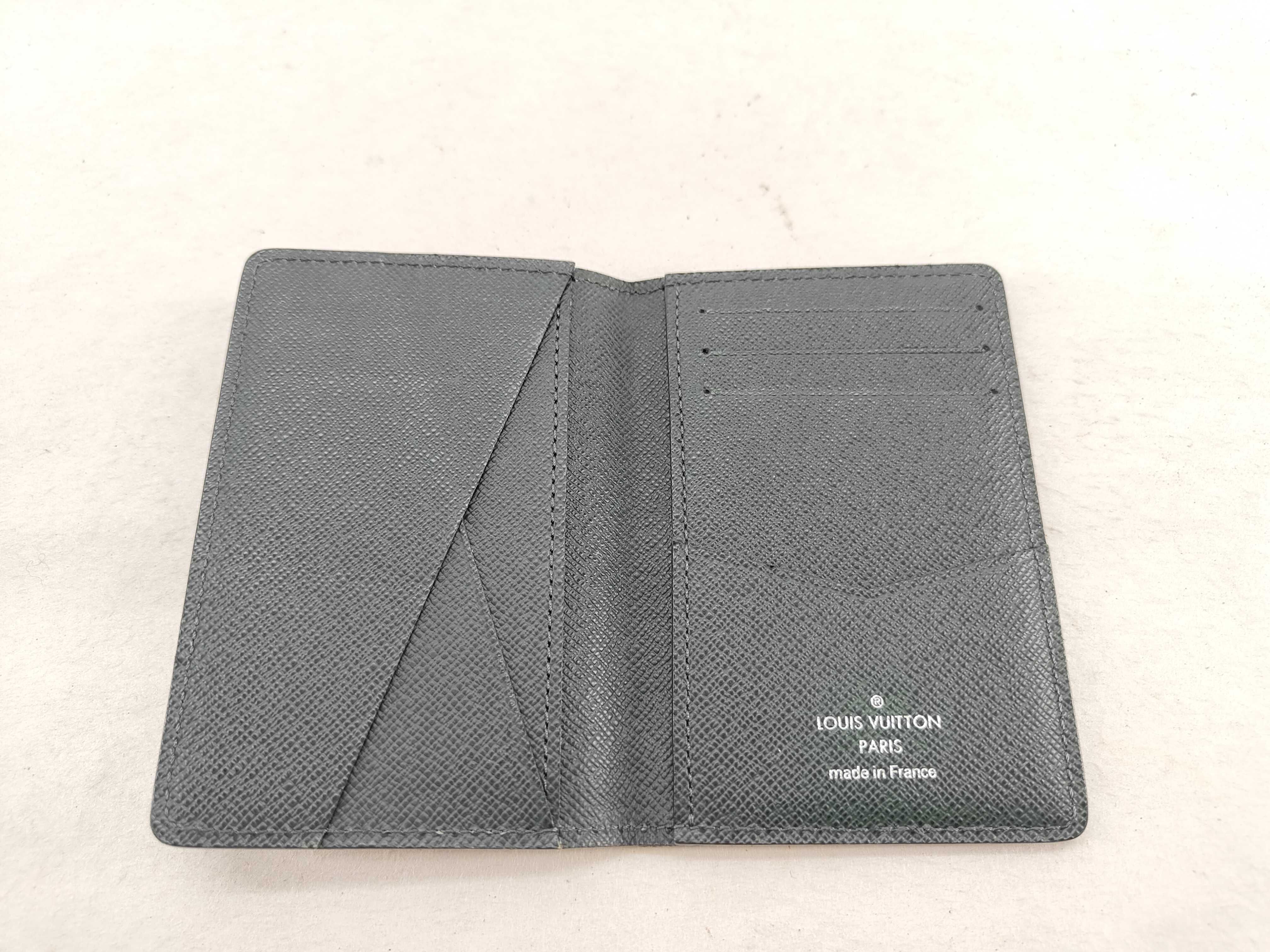 Taiga Louis Vuitton Organizer de Poche Card Case — view 8
