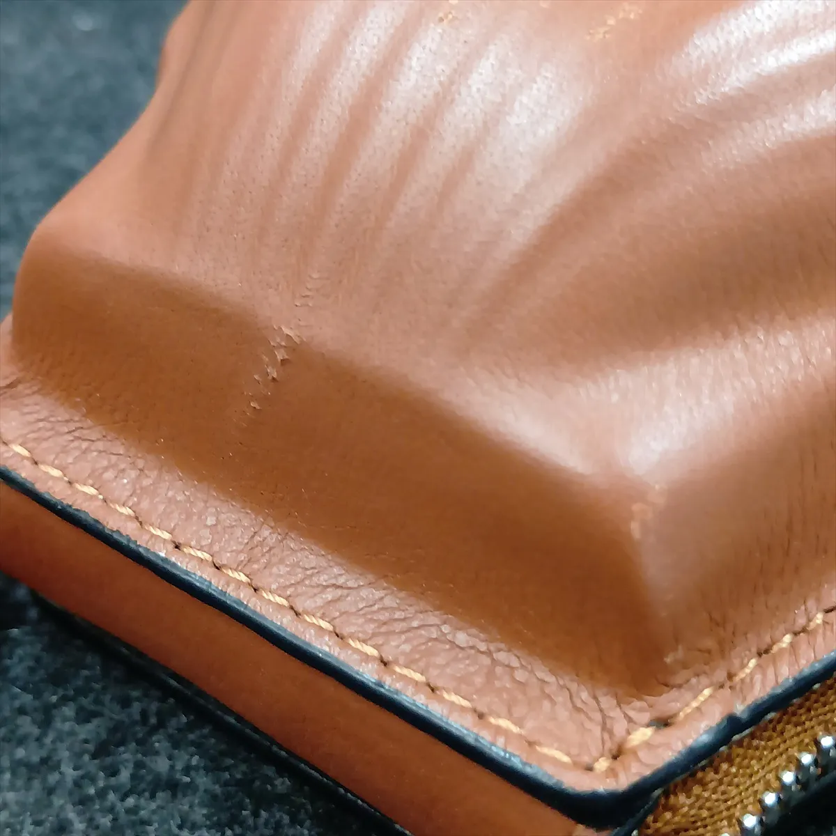 Seashell Leather Pouch Brown — view 7