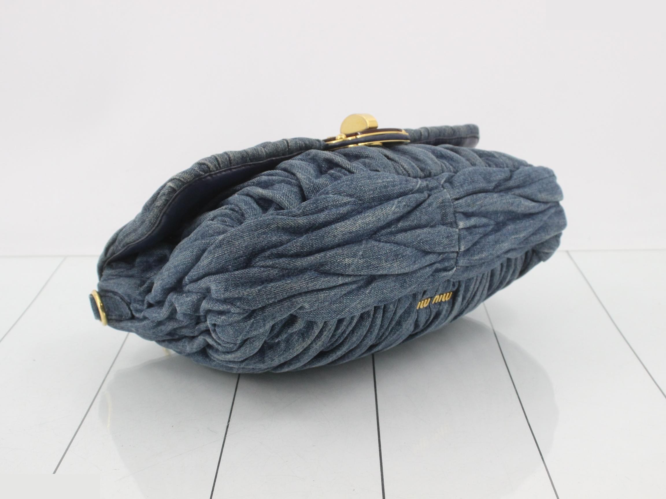 Matelassé (Bag) - Handbag, Turnlock, Denim, Blue — view 5