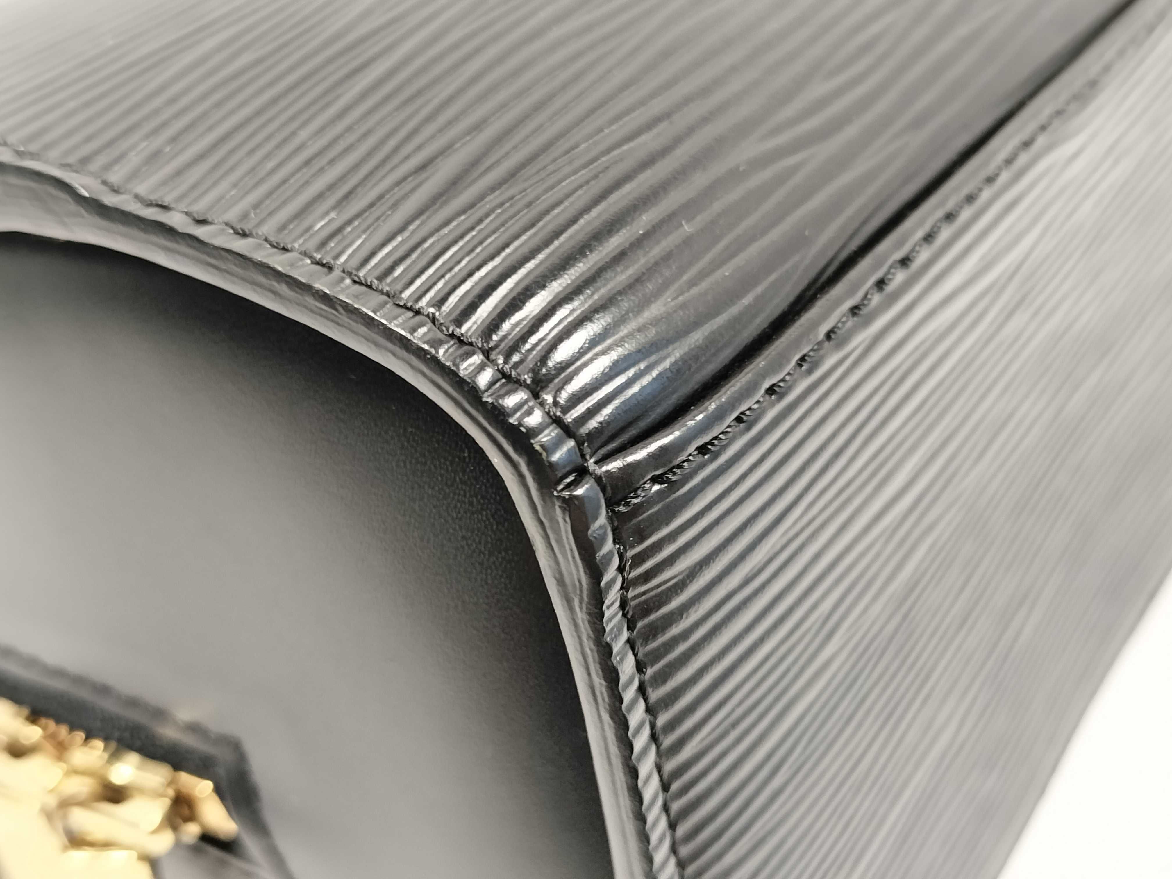 Epi Leather Handbag, Pont Neuf Noir M52052. Accessories: Dust bag. — view 6