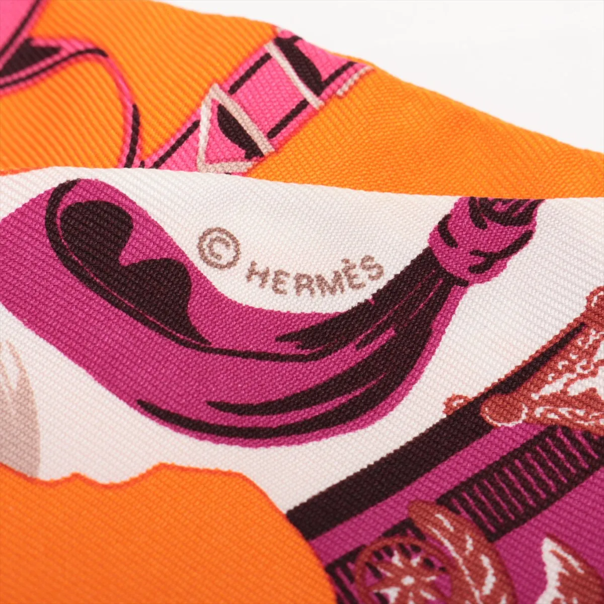 Twilly TOUT EN CARRE Everything is inside him Scarf Silk Orange Thread Fuzz Thread — view 3