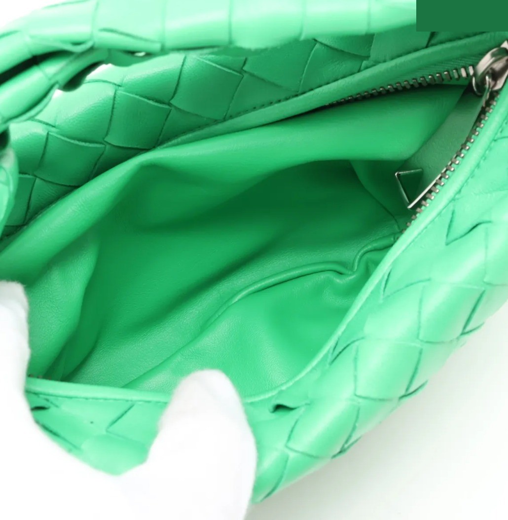 Unused Intrecciato Jodie Leather Handbag, Green — view 5