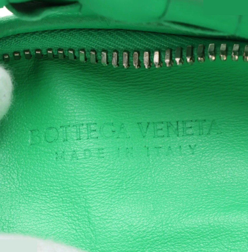 Unused Intrecciato Jodie Leather Handbag, Green — view 6