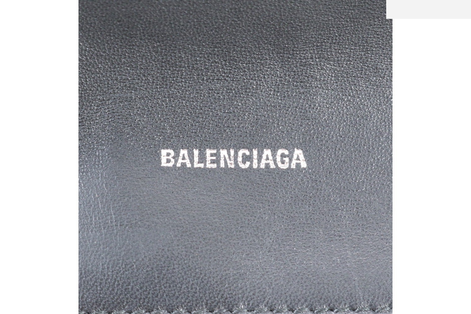 Everyday Chain Leather Shoulder Bag — view 8