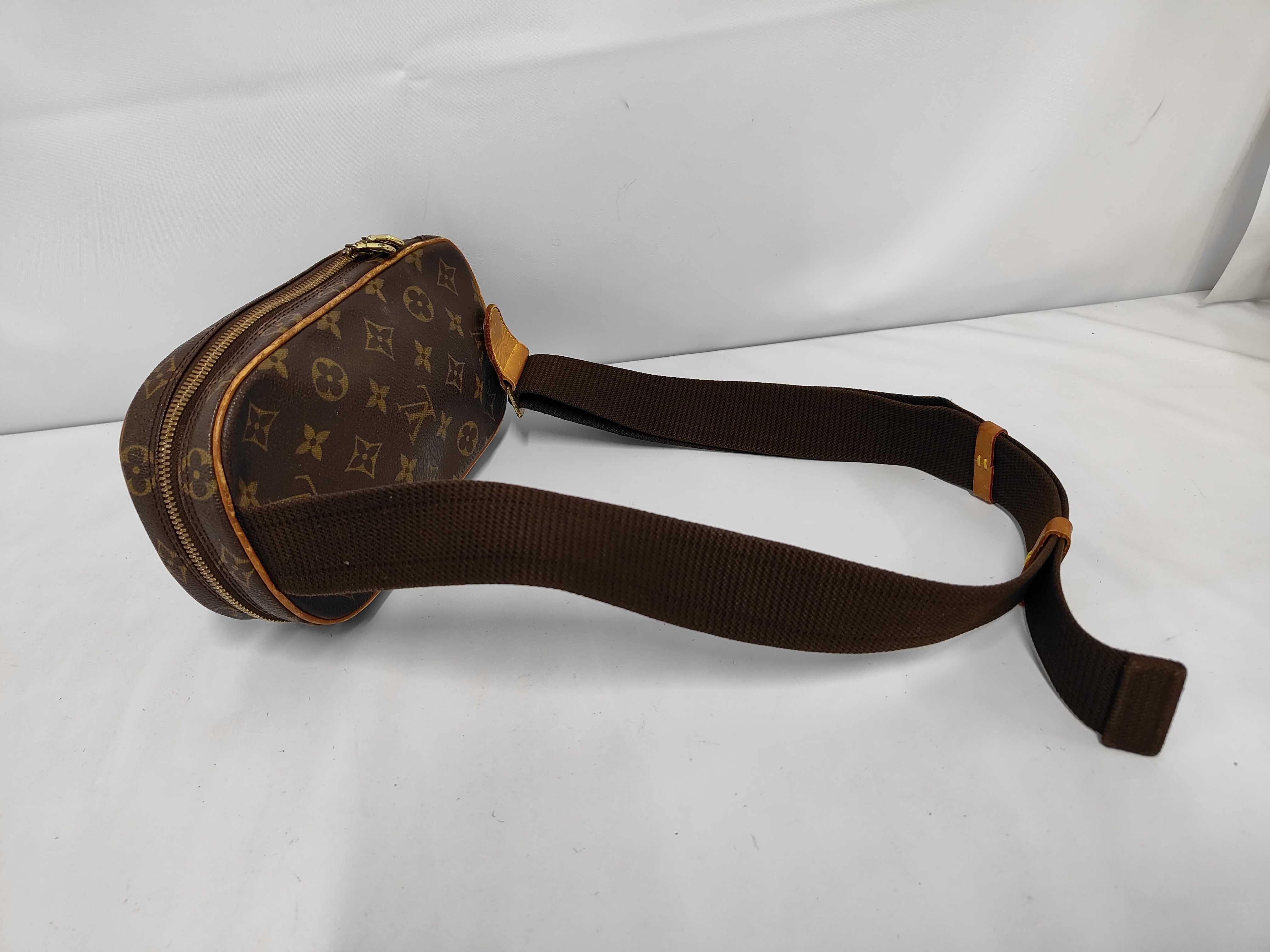 Pochette Gange Monogram Body Bag — view 5