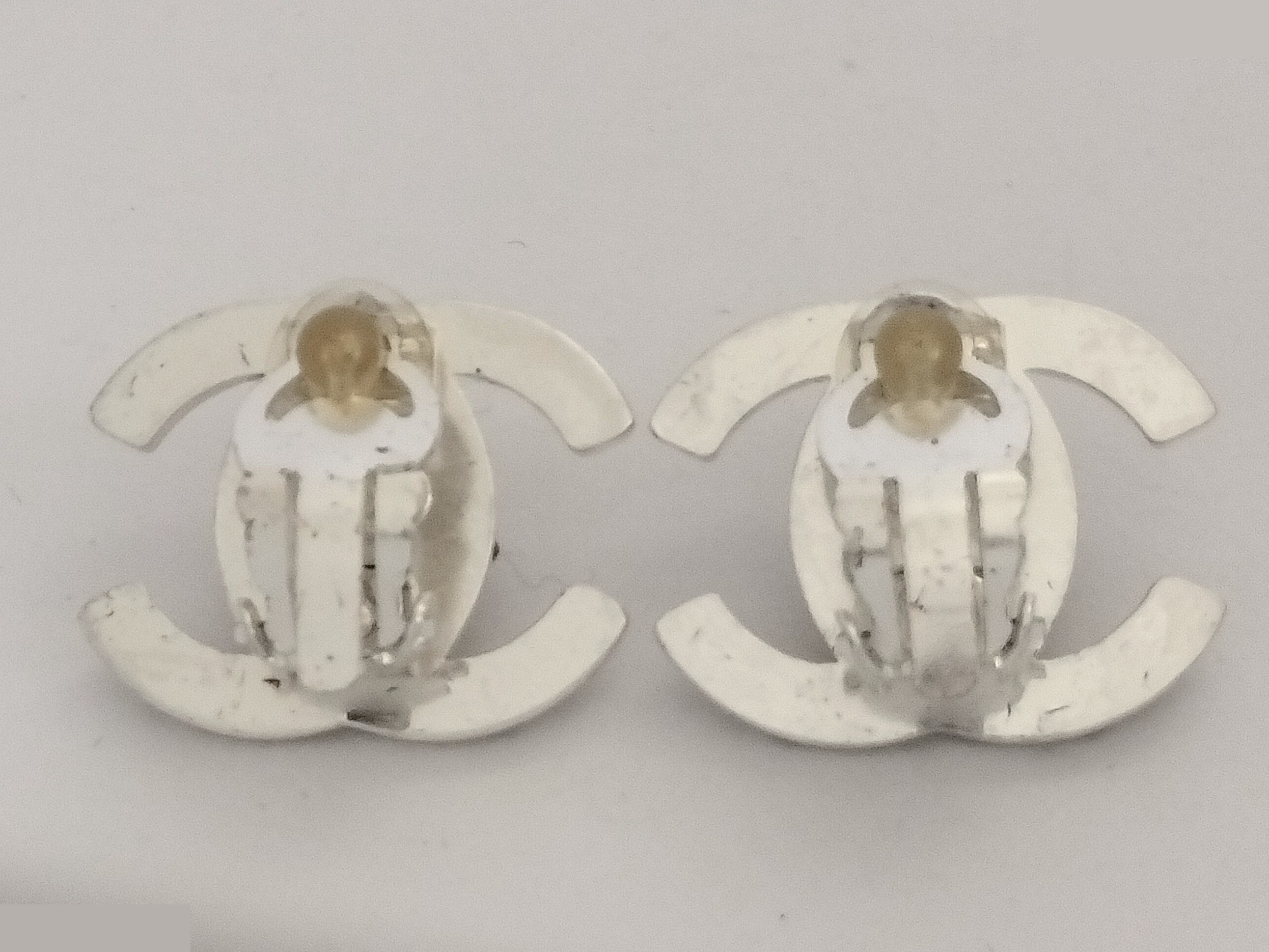 Coco Turnlock Rhinestone Silver Earrings — view 5