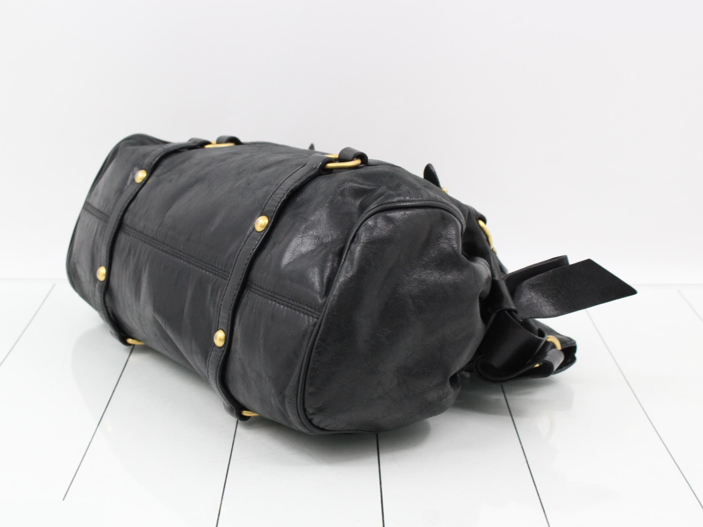 Vitello Lux handbag, black leather, gold hardware. — view 6