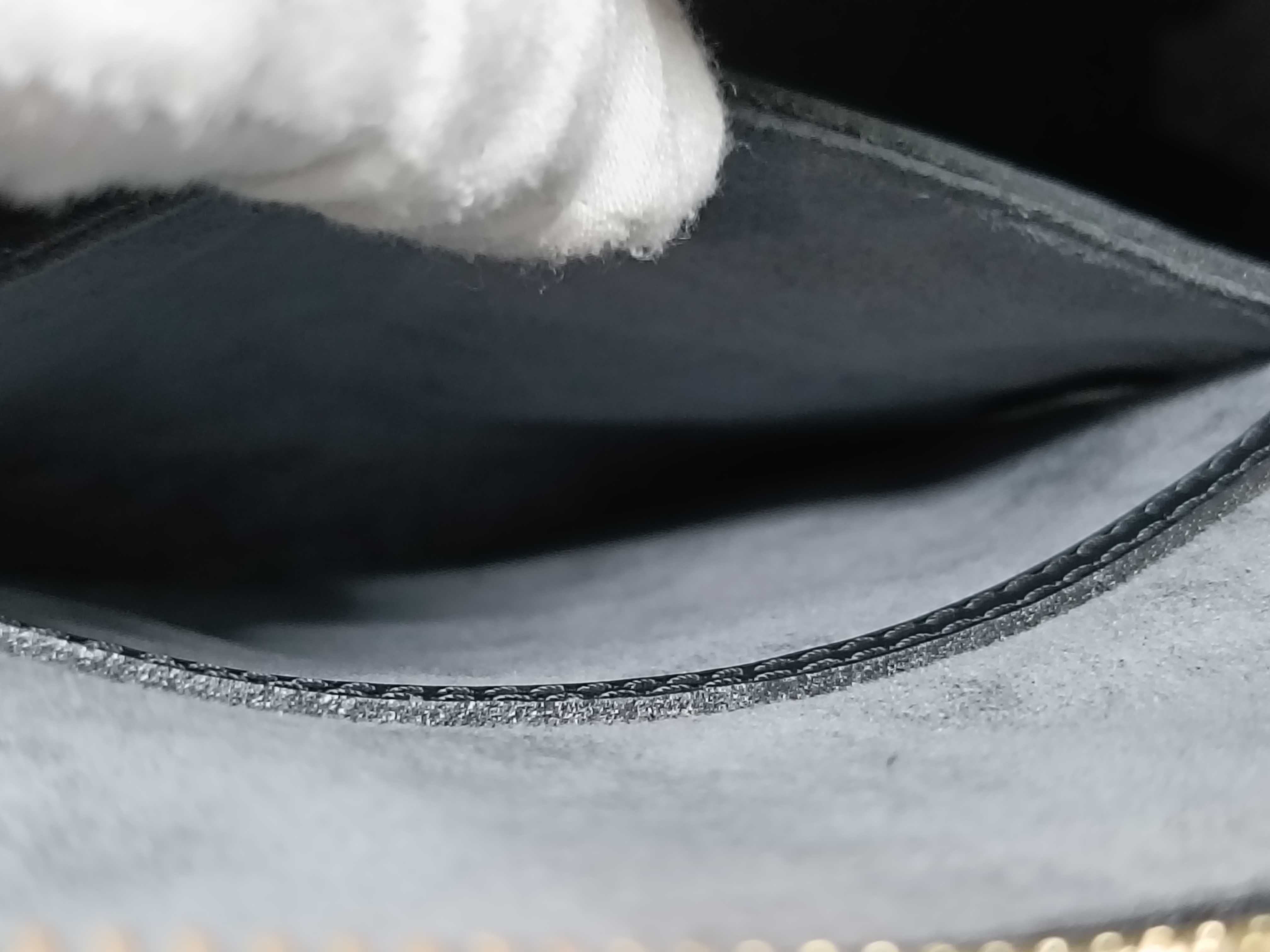 Epi Alma PM Noir Handbag — view 13