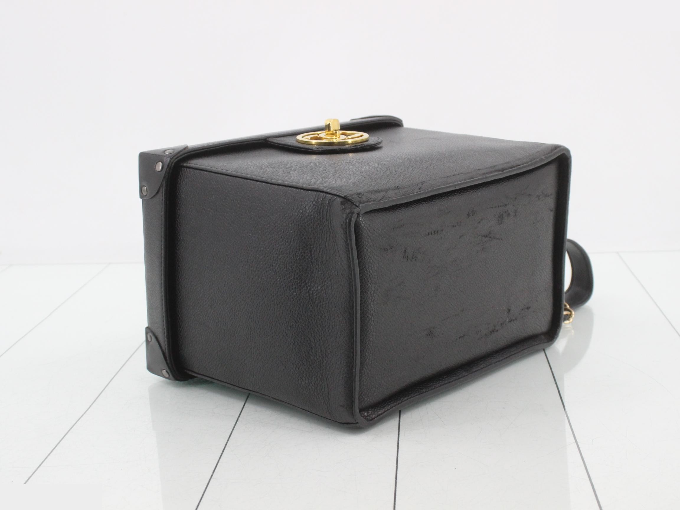 Caviar Skin Vanity Case (2-Way) — view 5