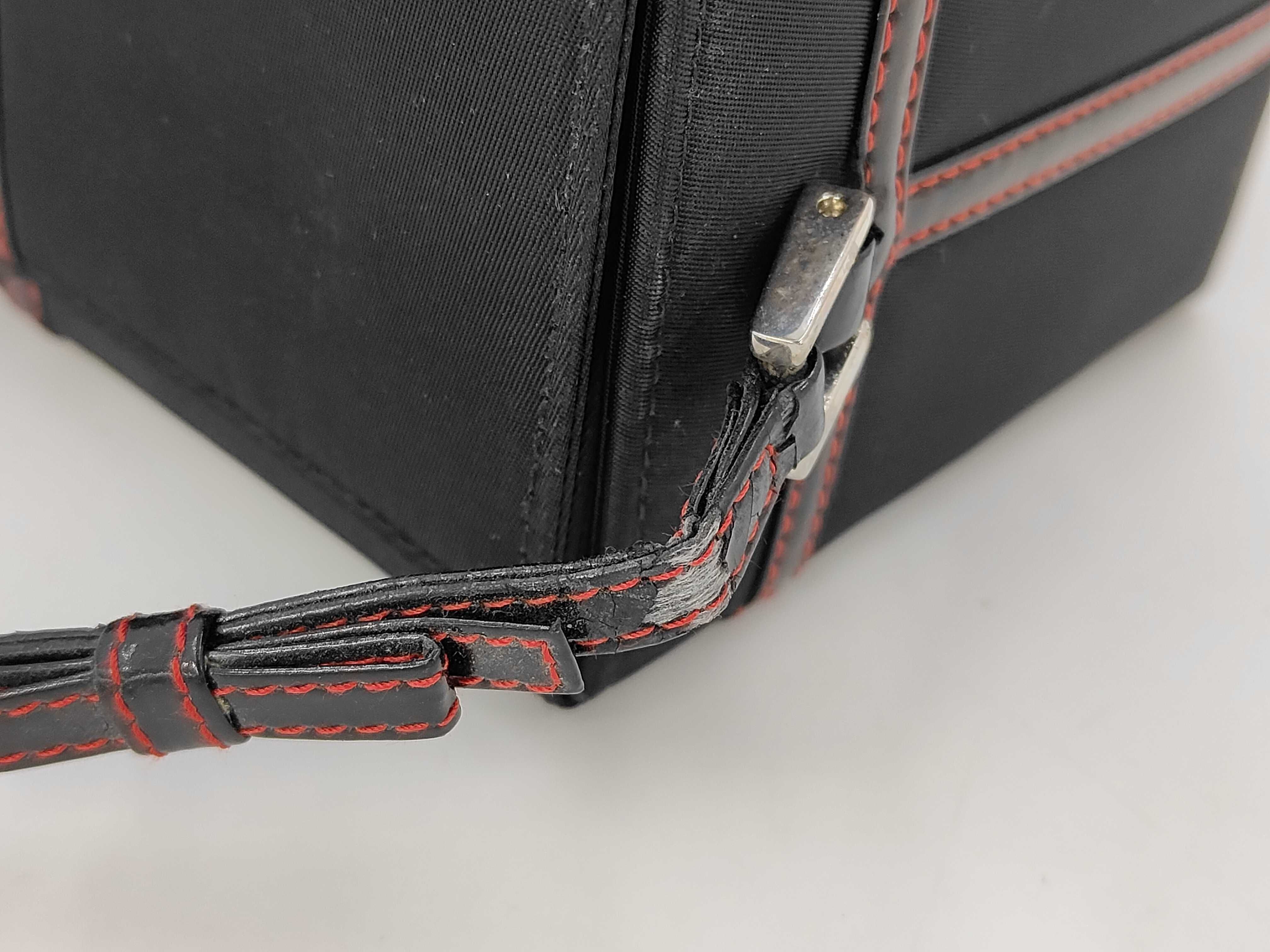Box Vanity Pouch Ribbon Handbag — view 4