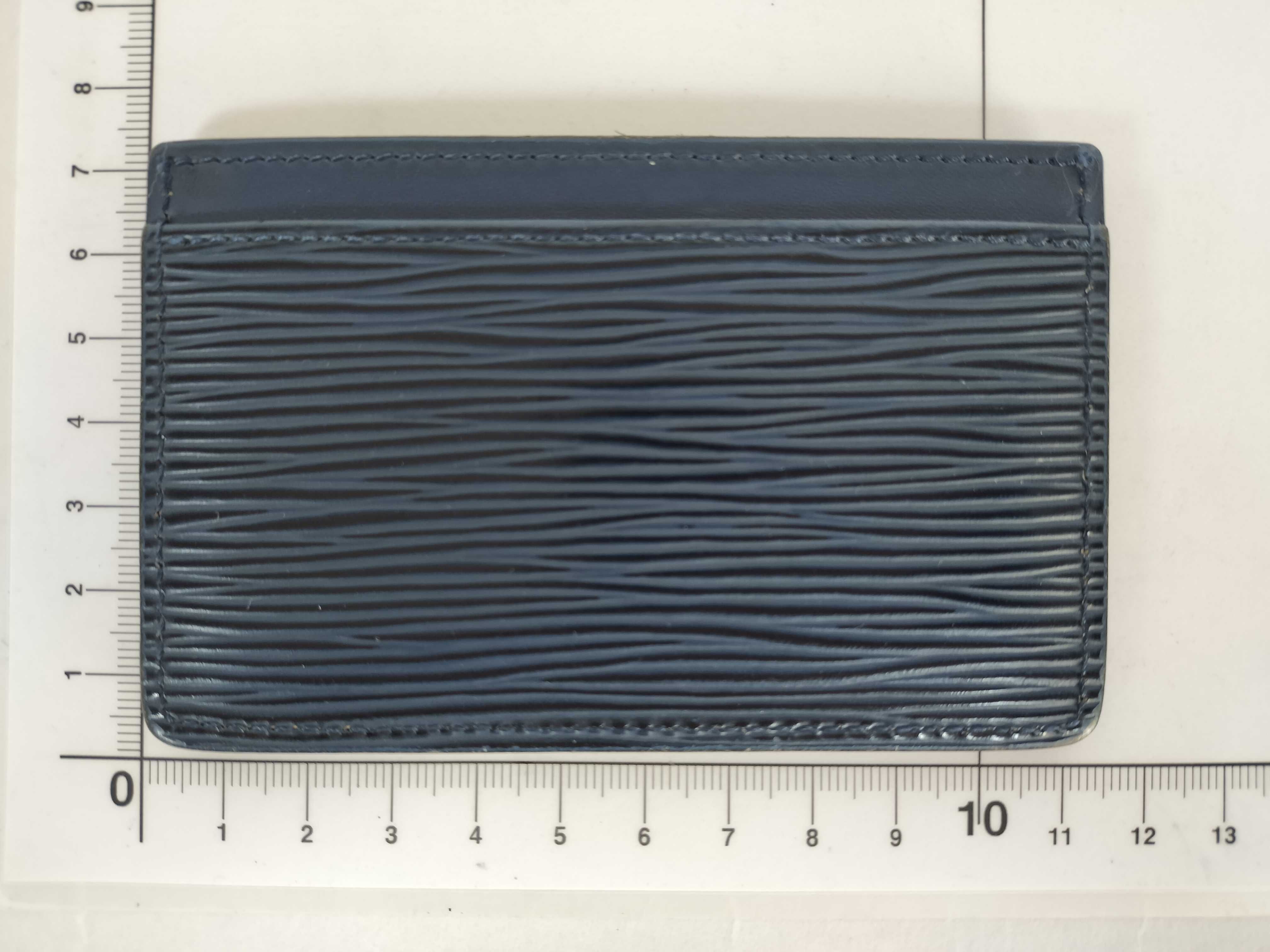 Epi LV M60330 Portecartes Simple Epi Indigo Blue Card Case — view 2