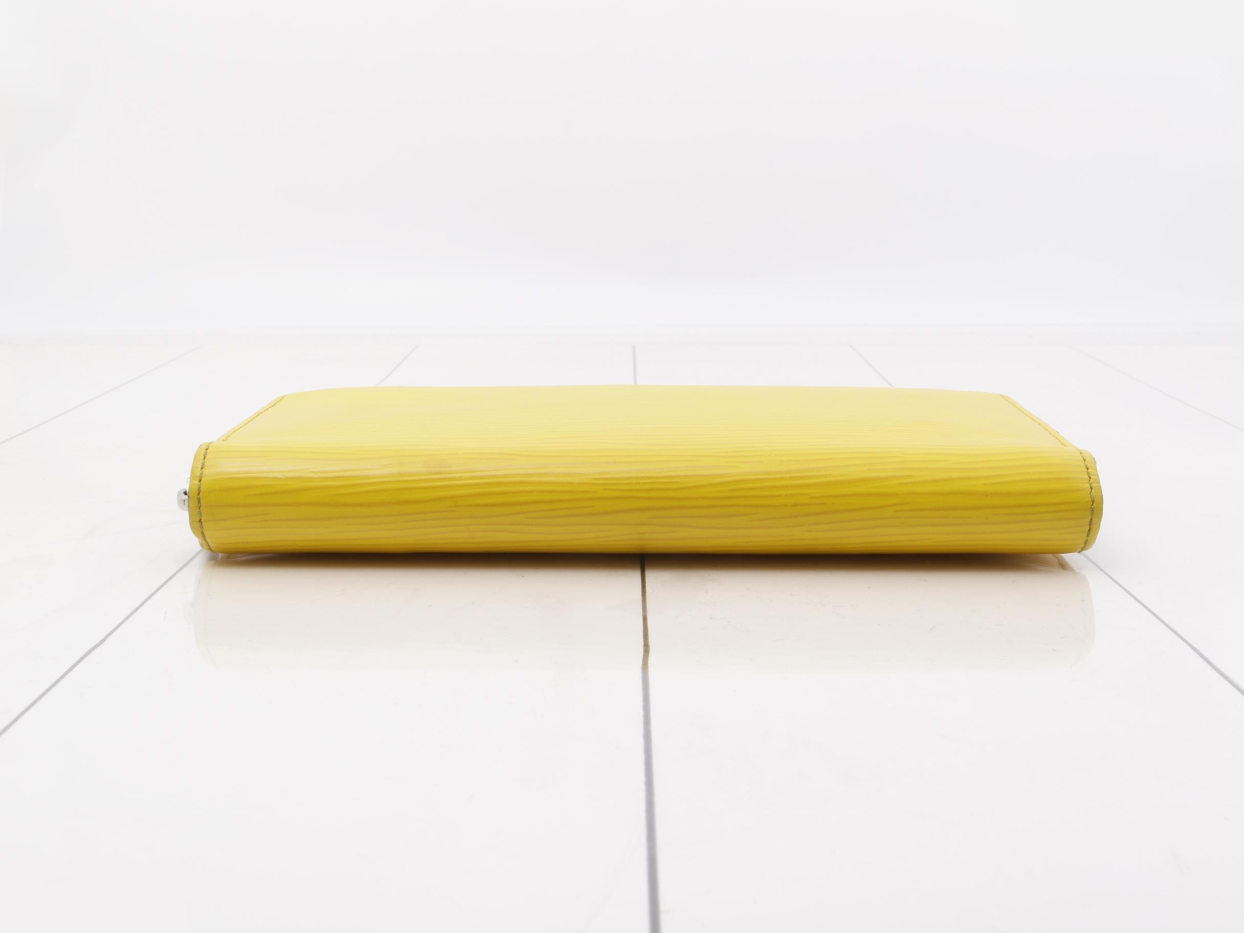 Zippy Wallet — view 3