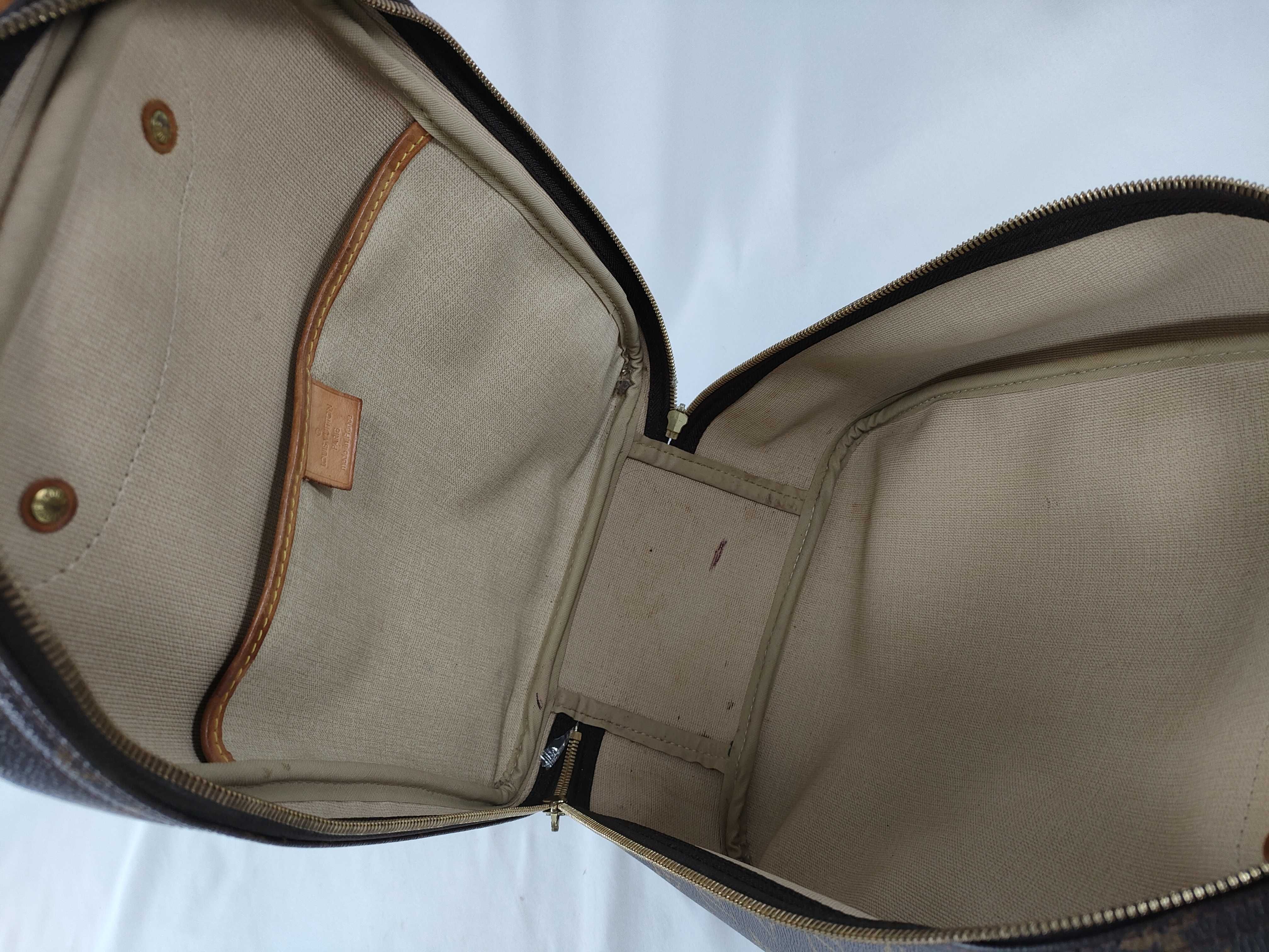 Monogram Louis Vuitton Monogram Excursion M41450 Unknown Bag — view 10