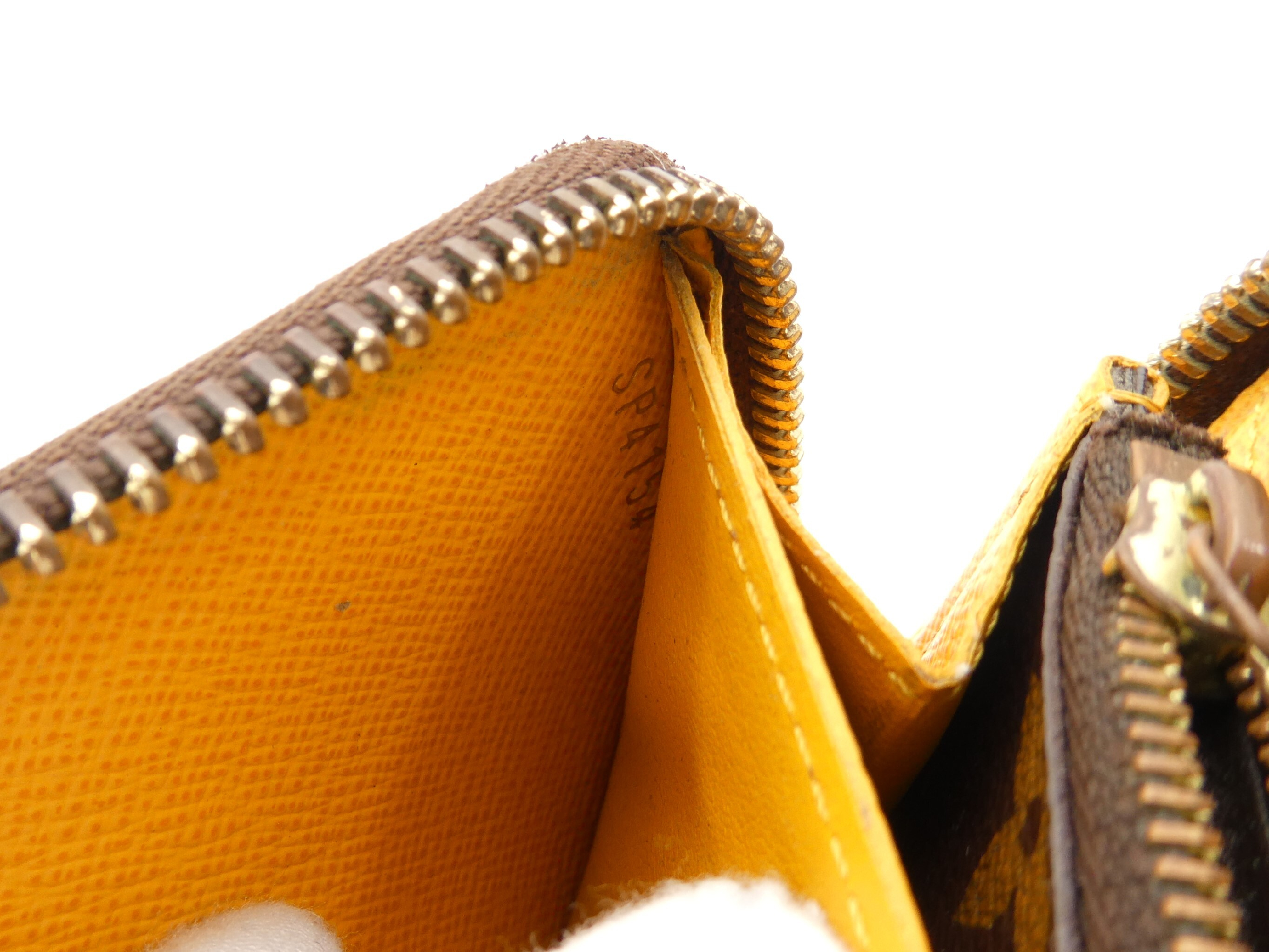 Monogram Portefeuille Clemence Wallet — view 10