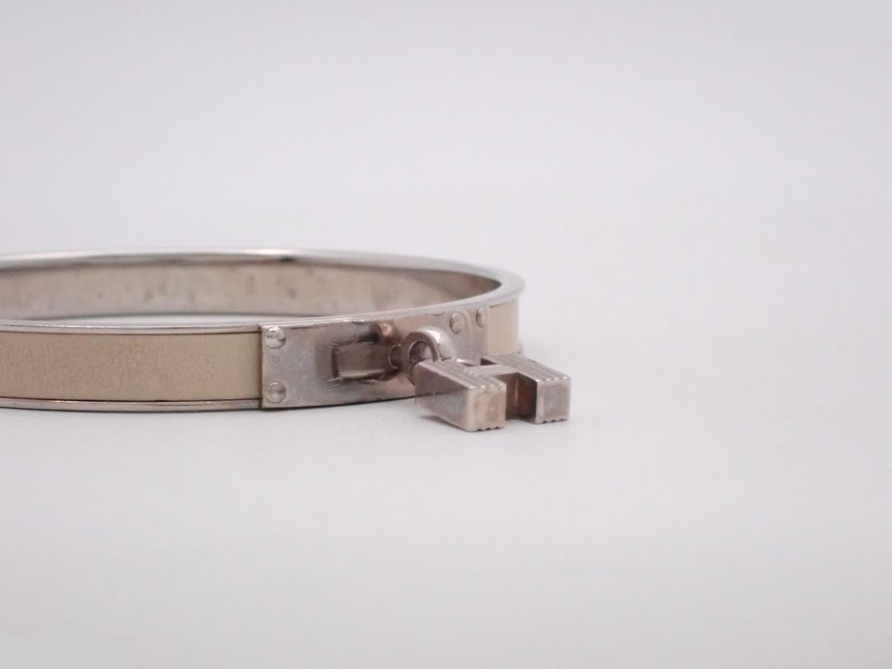 Stainless steel bangle, wrist circumference approximately 22 cm — view 3
