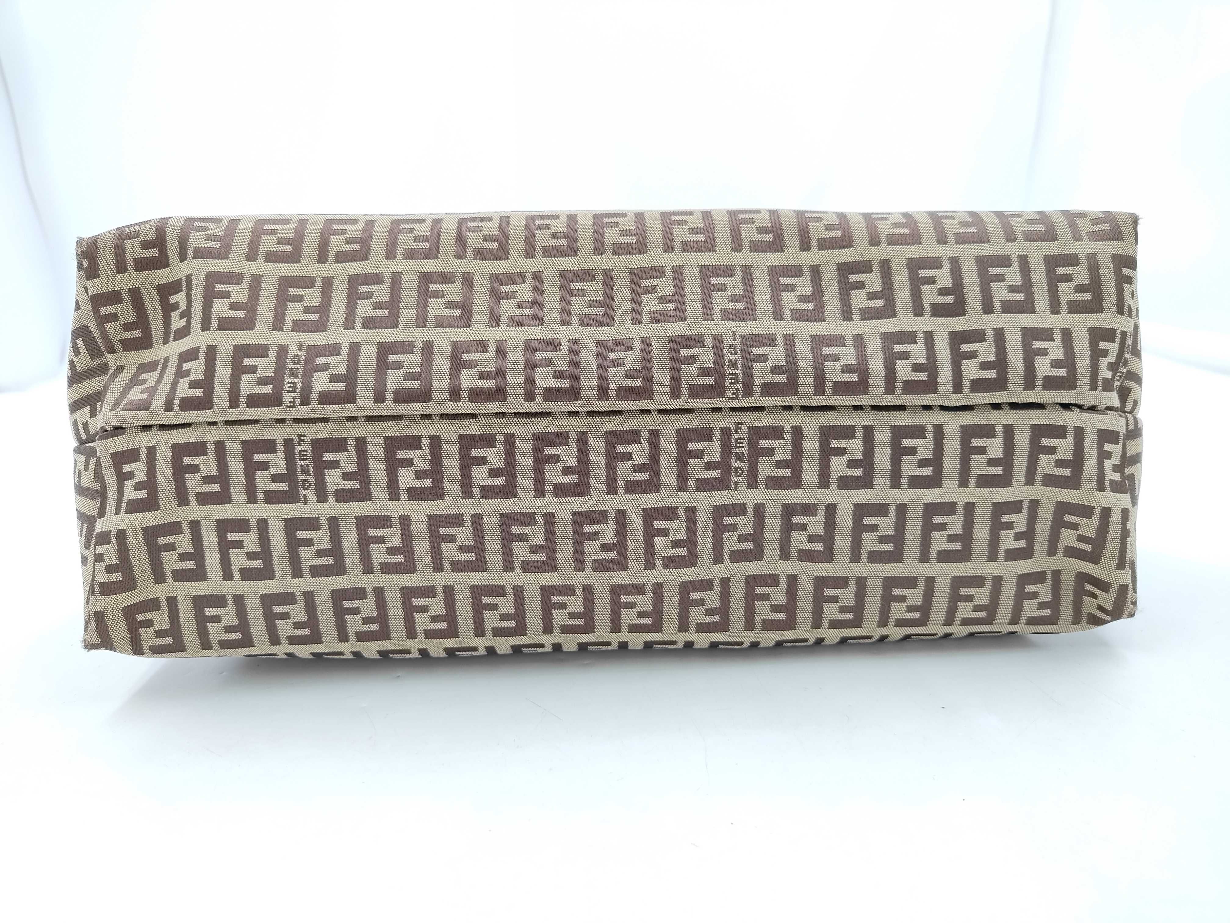 Zucchino Tote Bag — view 7