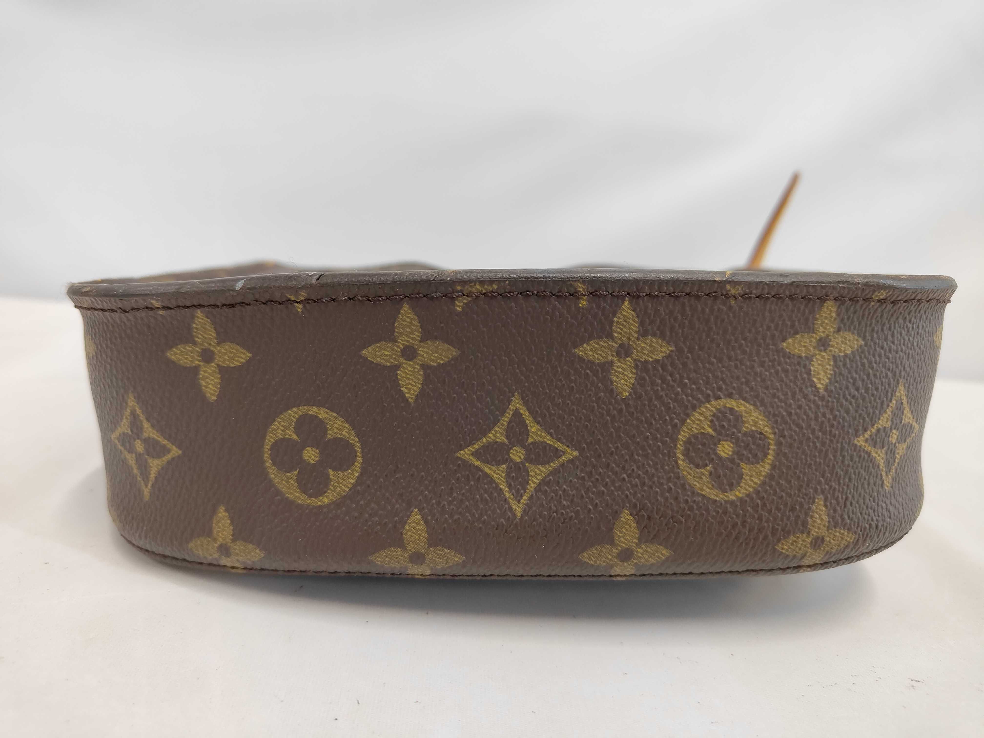 M51243 Saint Cloud 18 LP1902 Monogram Shoulder Bag — view 3