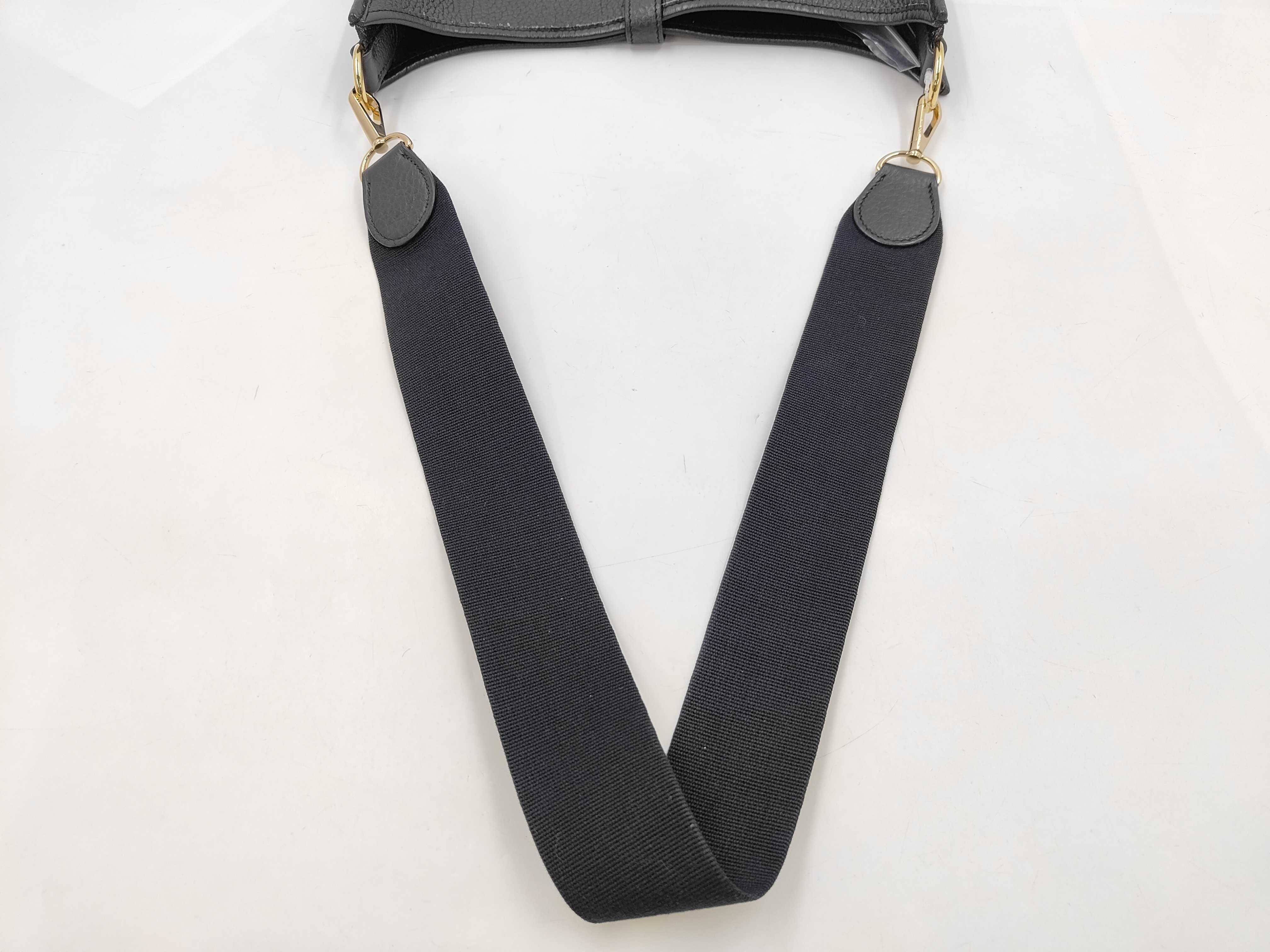 Evelyne III PM Black G stamp Taurillon Clemence leather Shoulder bag with dust bag and strap — view 3