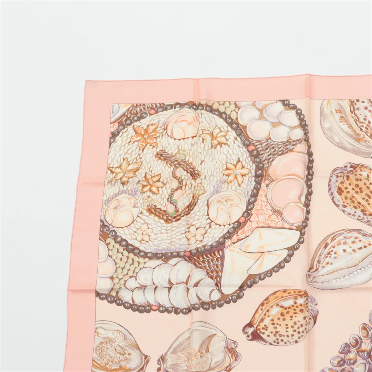 Carre 90 Rocaille Seashell Scarf Silk Pink — view 2