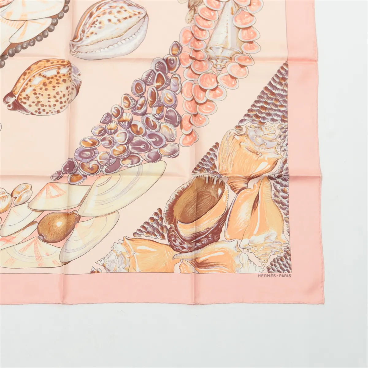 Carre 90 Rocaille Seashell Scarf Silk Pink — view 4