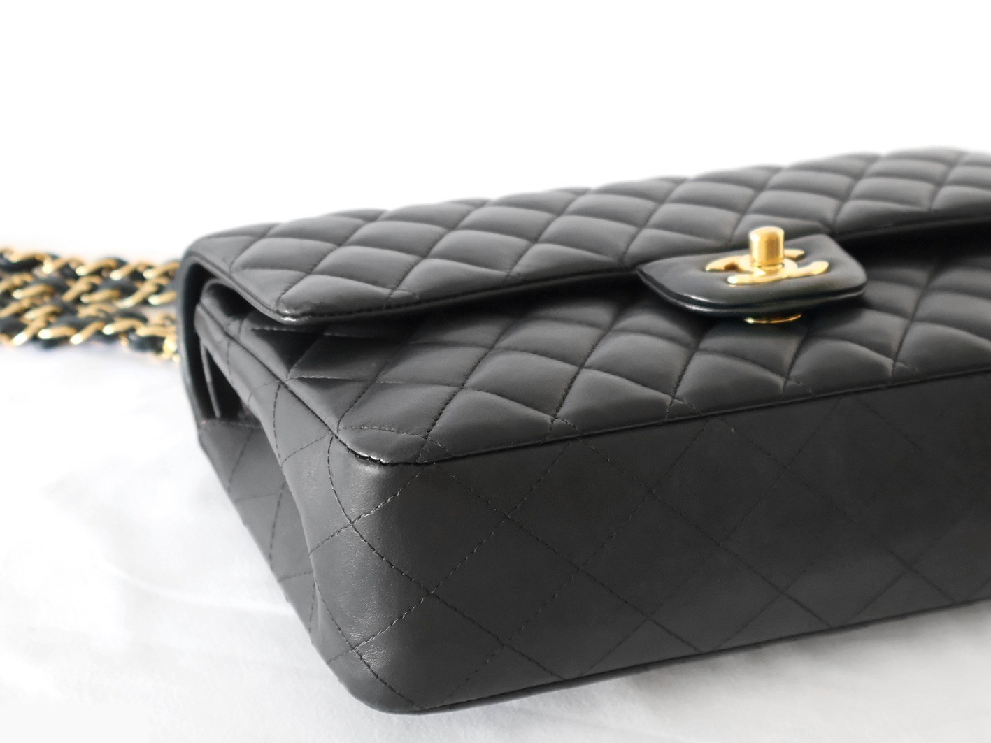 Matelassé 25 Lambskin Double Flap Double Chain Shoulder Bag, Black — view 3