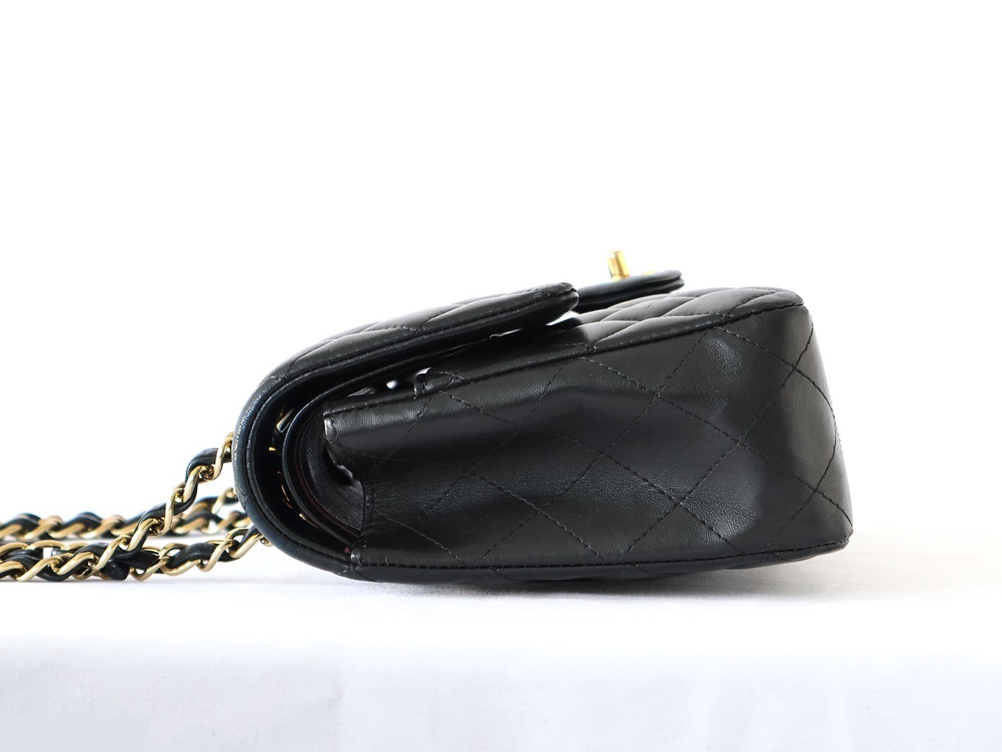 Matelassé 25 Lambskin Double Flap Double Chain Shoulder Bag, Black — view 6