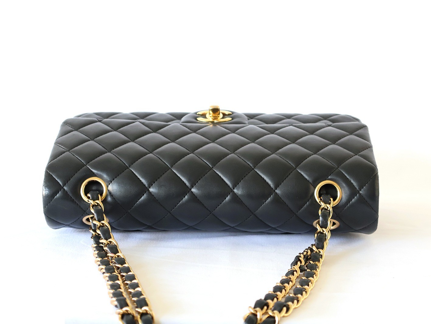 Matelassé 25 Lambskin Double Flap Double Chain Shoulder Bag, Black — view 8