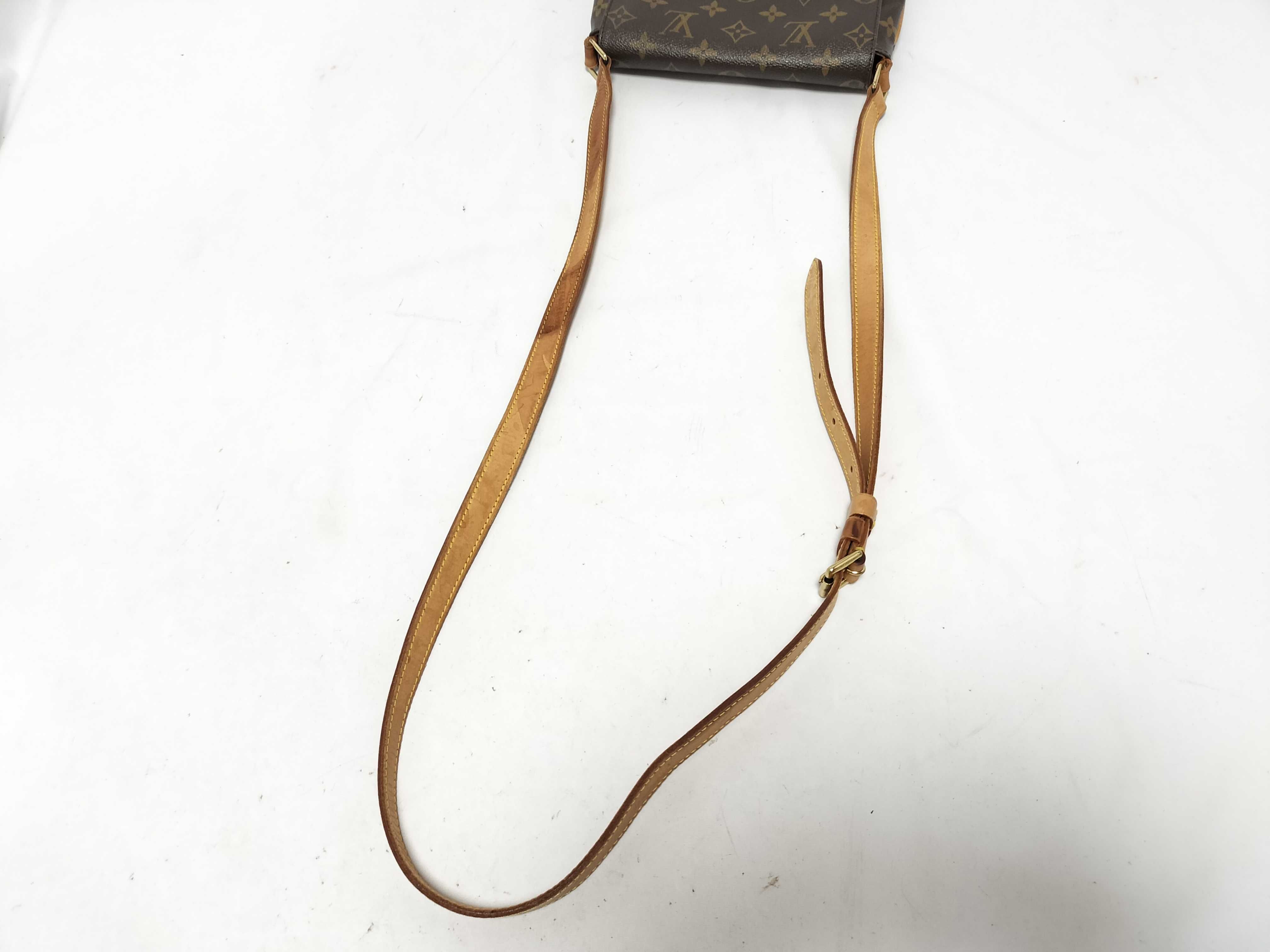 Monogram — view 3