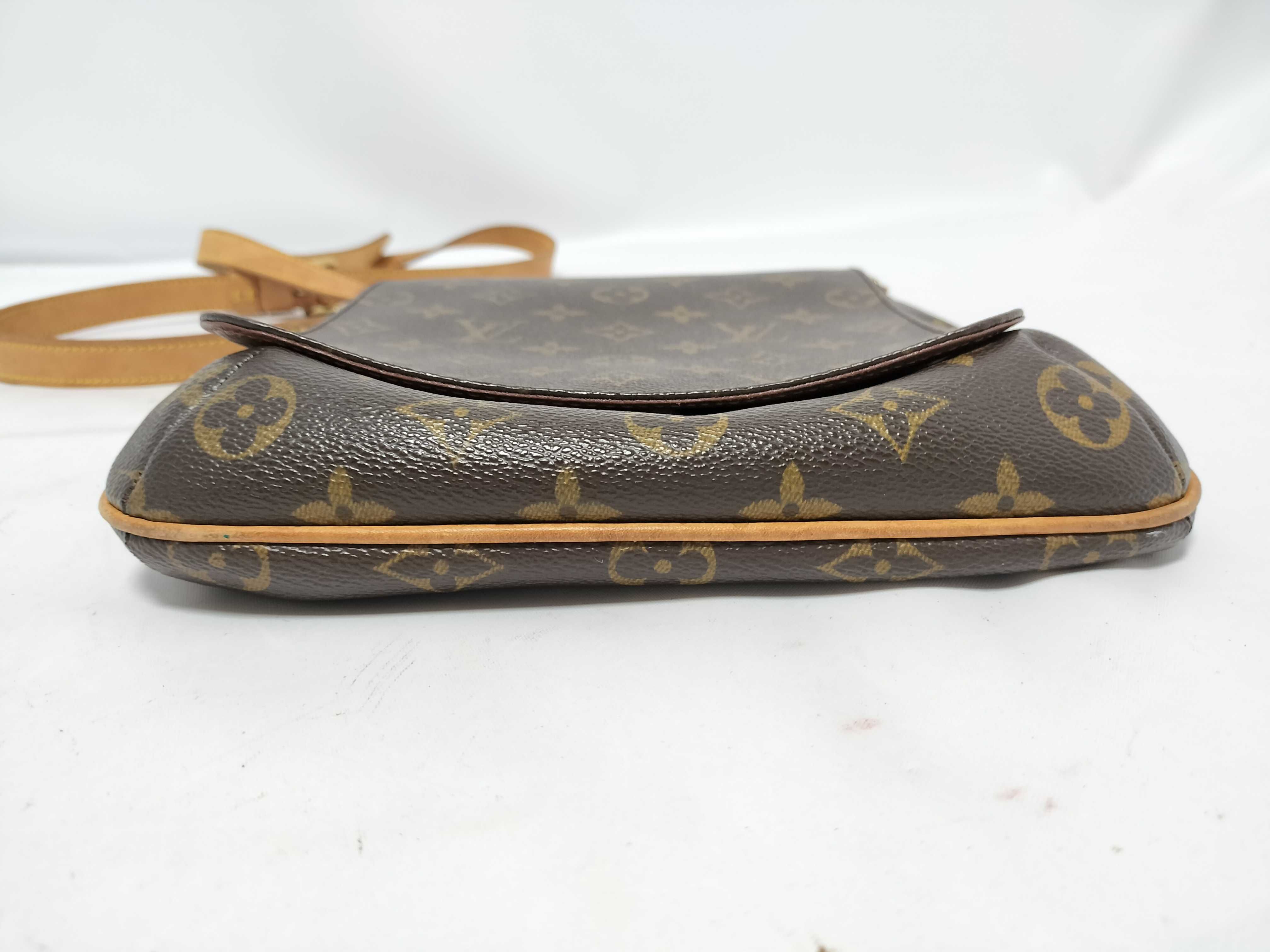 Monogram — view 6