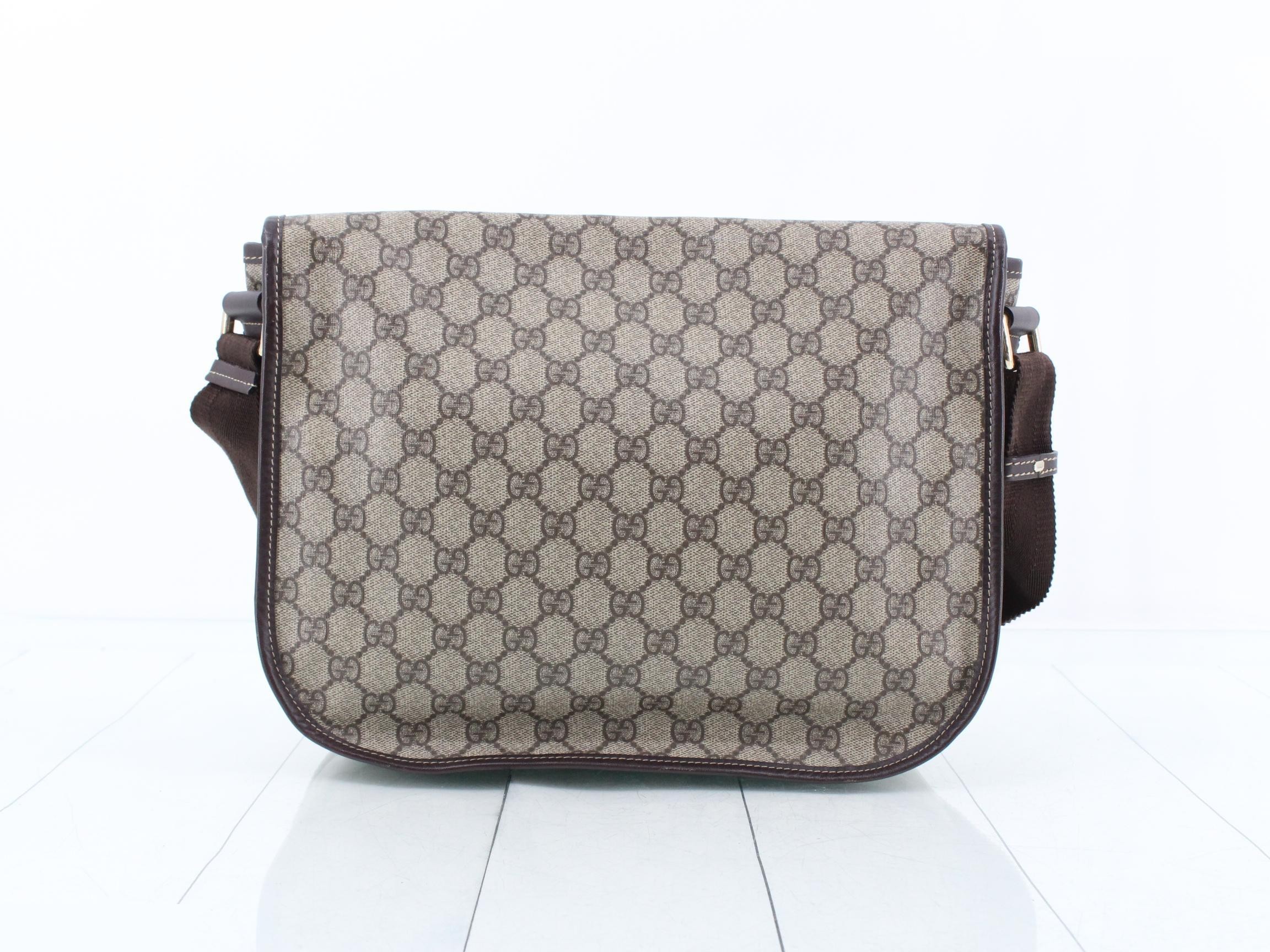 GG Supreme Canvas Shoulder Bag — view 2